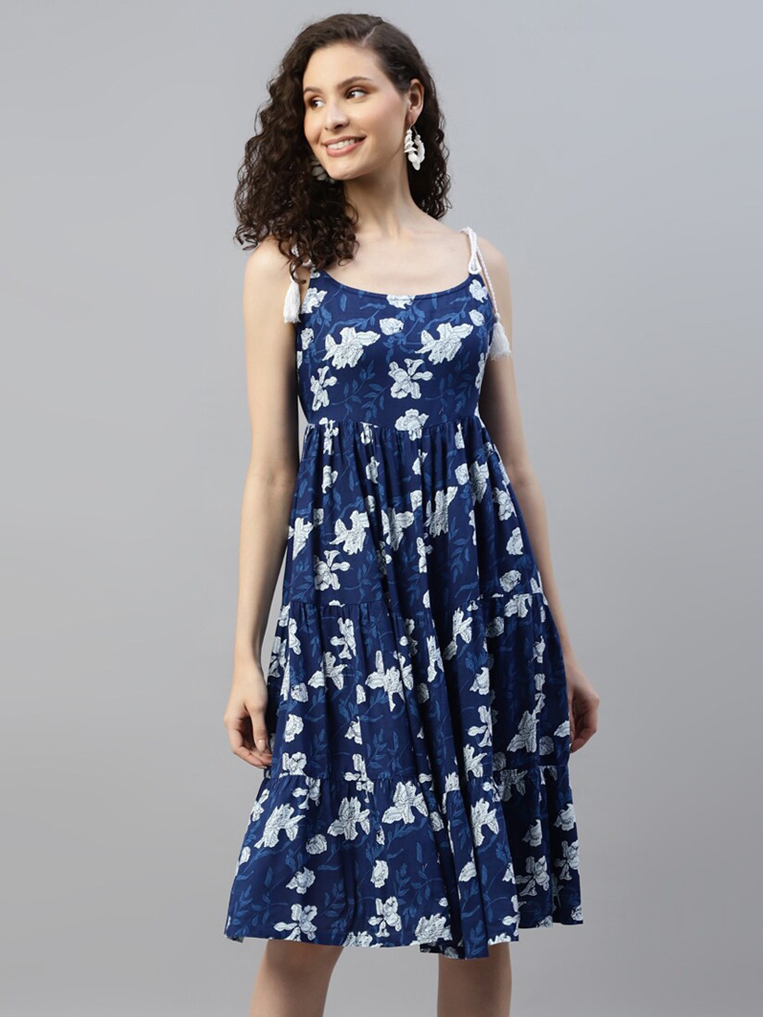 

DEEBACO Floral Printed Shoulder Straps A-Line Tiered Dress, Navy blue