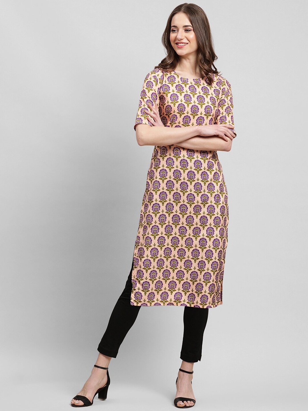 

7Threads Ethnic Motifs Printed Round Neck Kurta, Peach