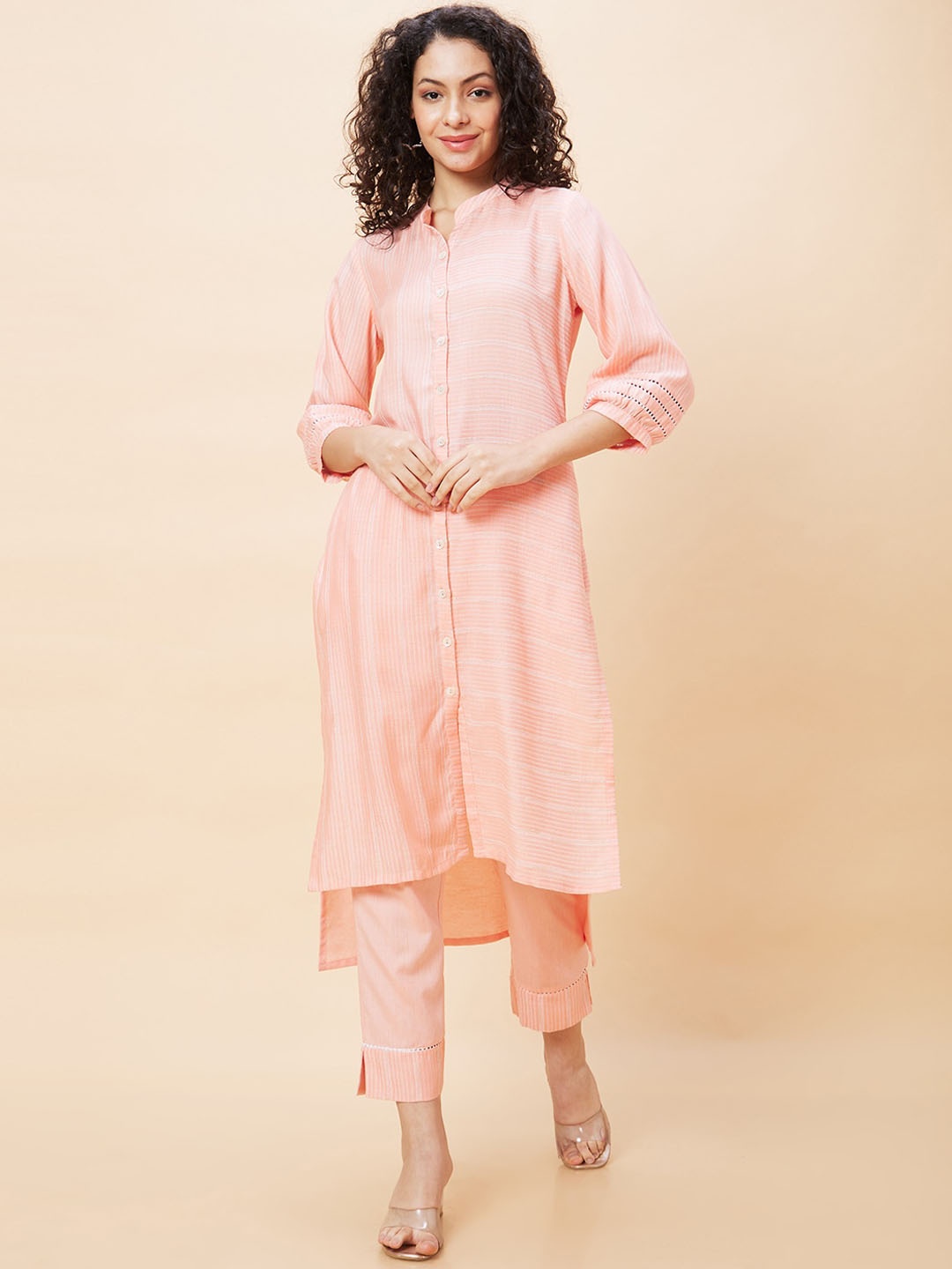 

Globus Mandarin Collar High Low Kurta with Trousers, Peach