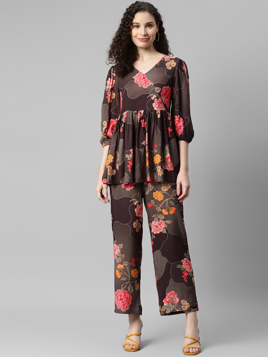 

DEEBACO Floral Printed V-Neck Puff Sleeves Top With Trousers, Brown