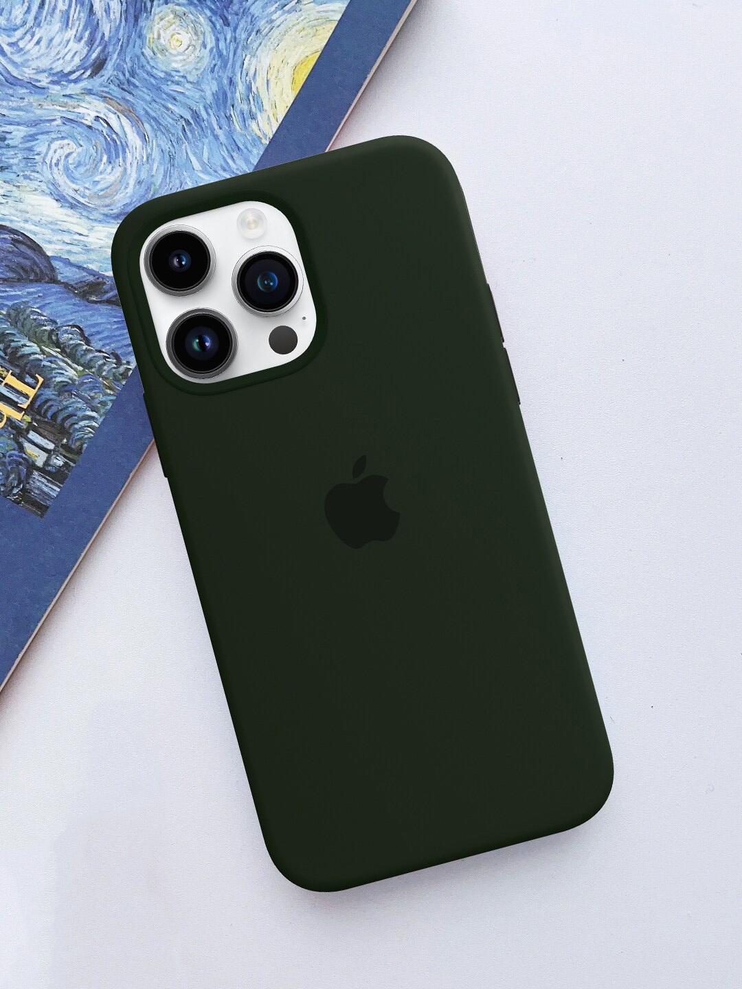 

TREEMODA iPhone 11 Pro Max Silicone Back Case, Green