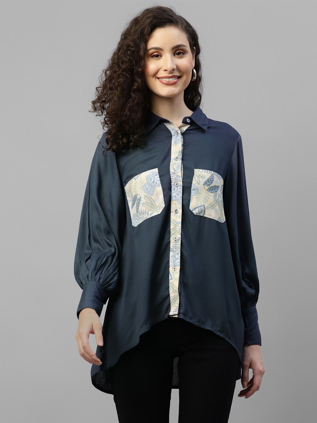 

DEEBACO Classic Printed Pocket High-Low Casual Shirt, Grey