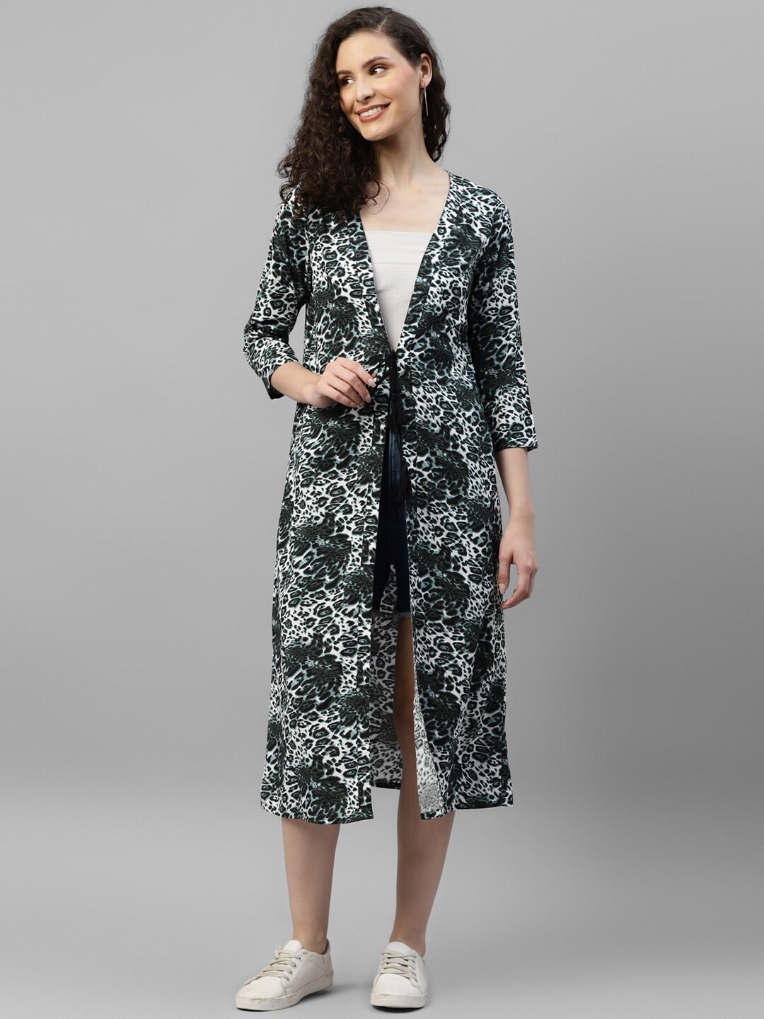 

DEEBACO Printed Longline Tie-Up Shrug, White