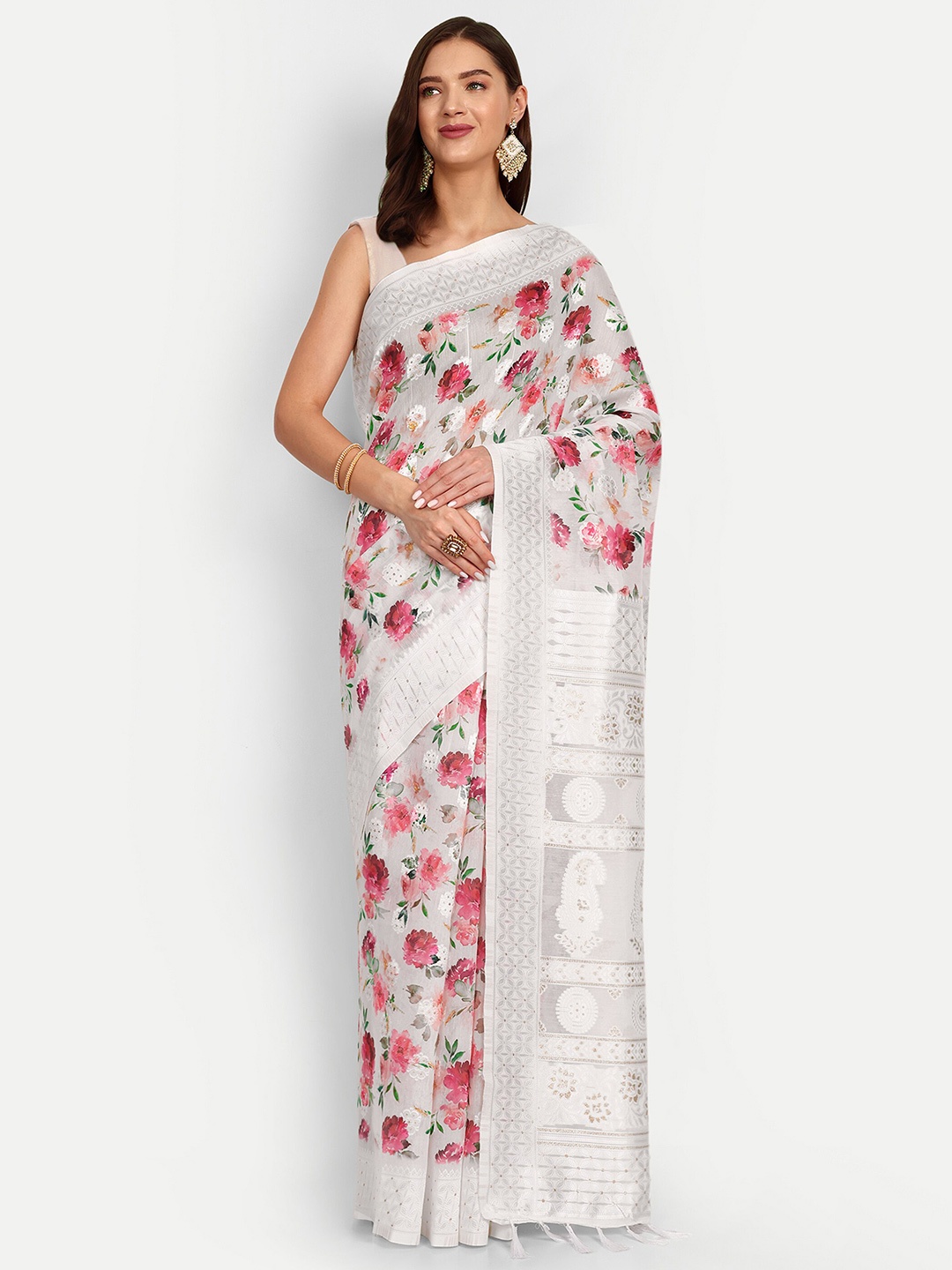 

DrapeMall Floral Printed Zari Saree, White
