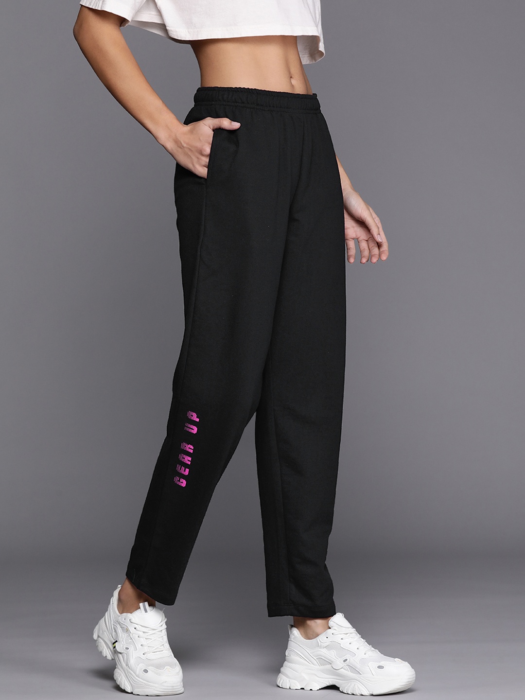 

HRX by Hrithik Roshan Women Lifestyle Track Pants, Black