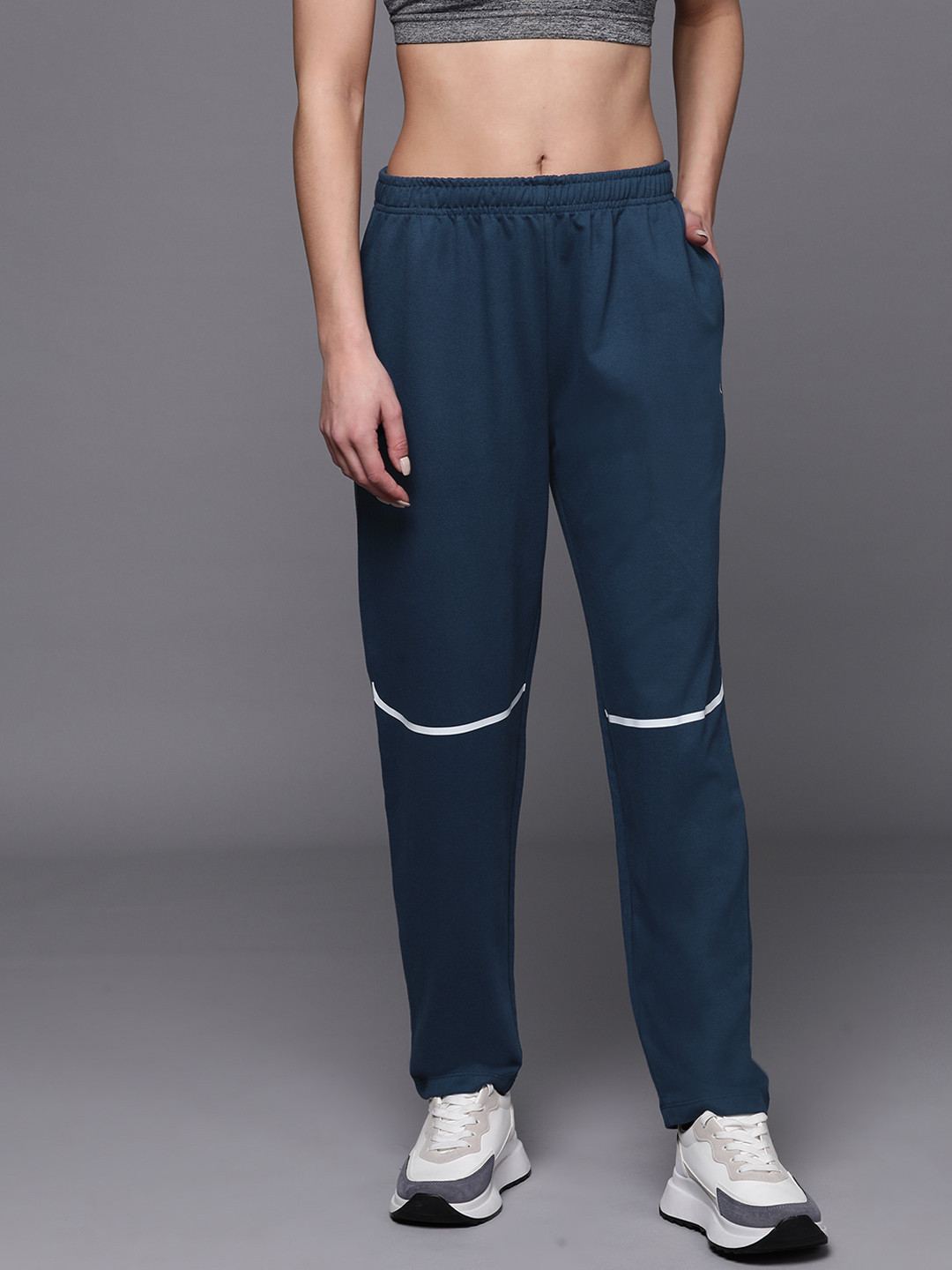 

HRX by Hrithik Roshan Women Lifestyle Track Pants, Teal