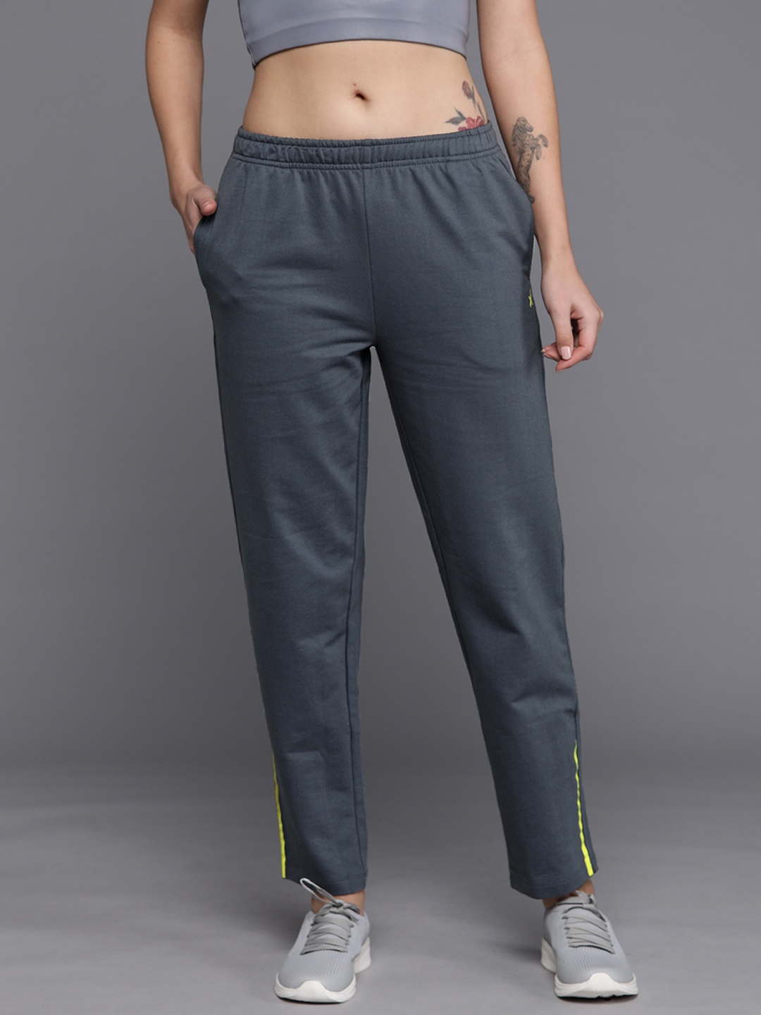 

HRX by Hrithik Roshan Women Lifestyle Track Pants, Charcoal