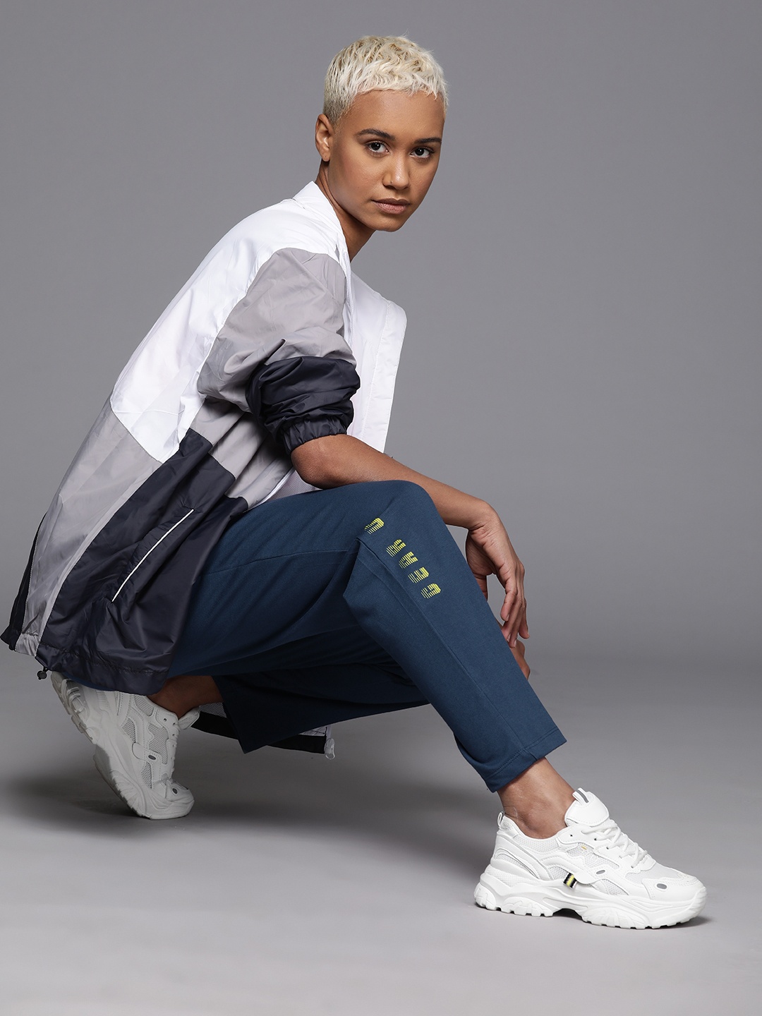 

HRX by Hrithik Roshan Women Lifestyle Track Pants, Teal