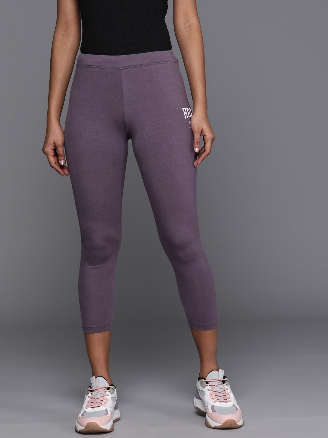 

HRX by Hrithik Roshan Women Slim Fit 3/4th Length Tights, Purple