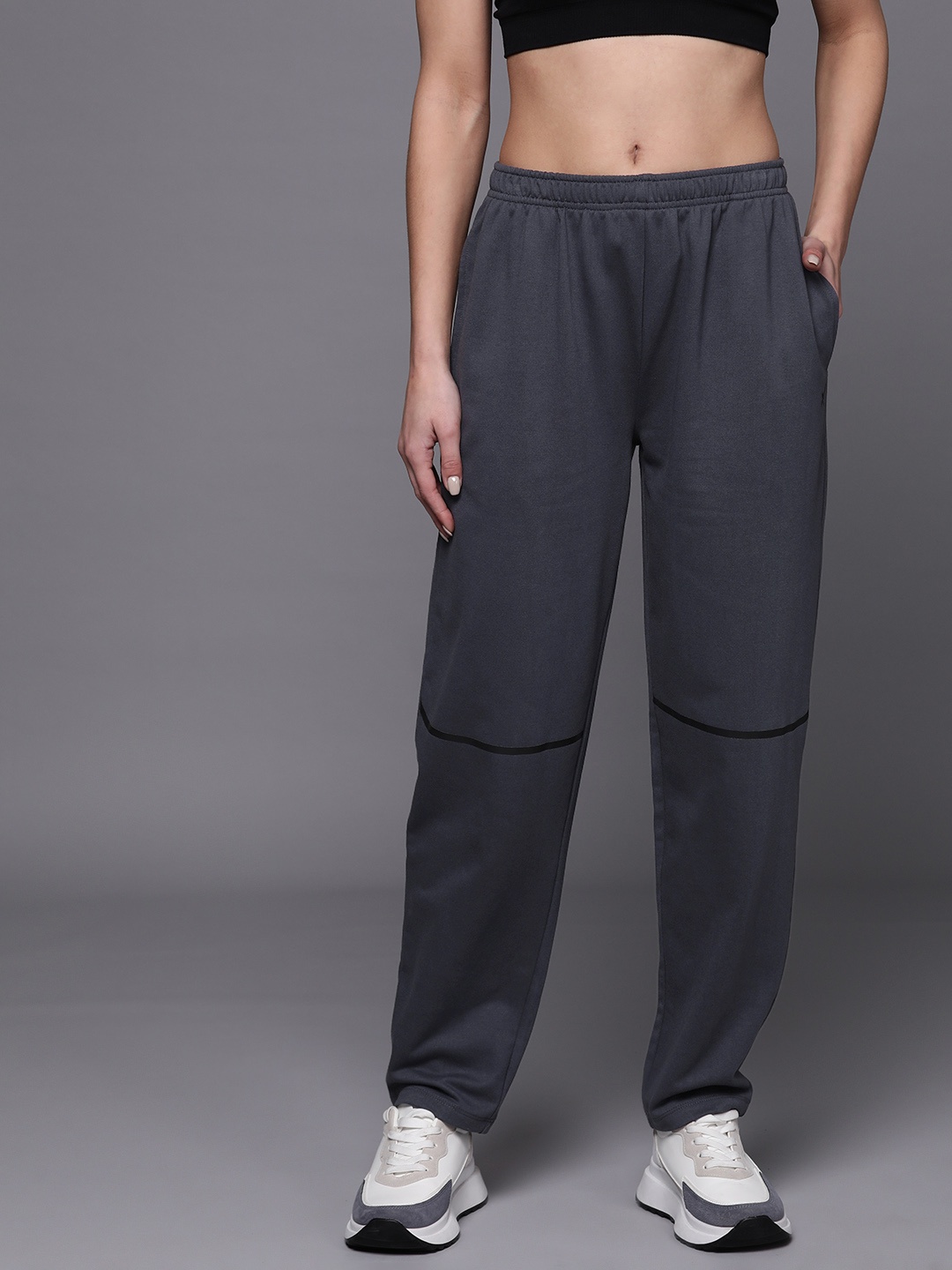 

HRX by Hrithik Roshan Women Lifestyle Track Pants, Charcoal