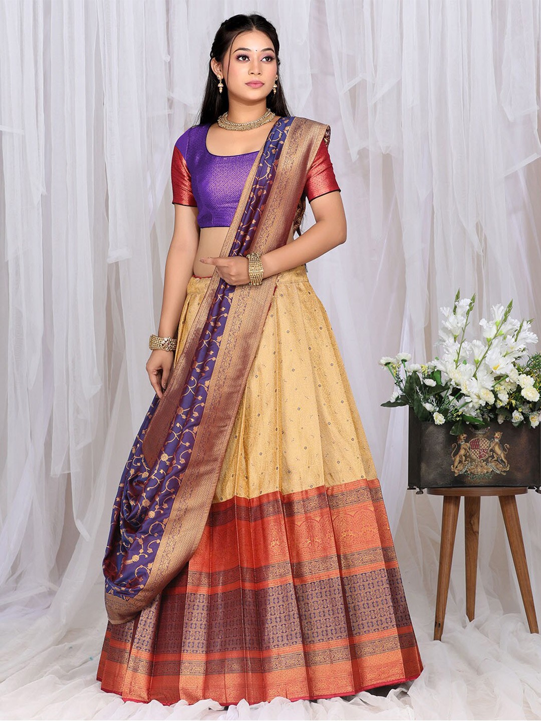 

HALFSAREE STUDIO Woven Design Semi-Stitched Lehenga & Unstitched Blouse With Dupatta, Cream