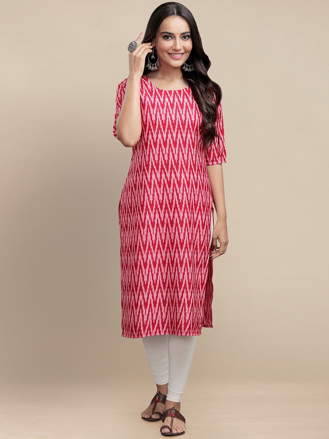 

7Threads Geometric Printed Round Neck Kurta, Pink