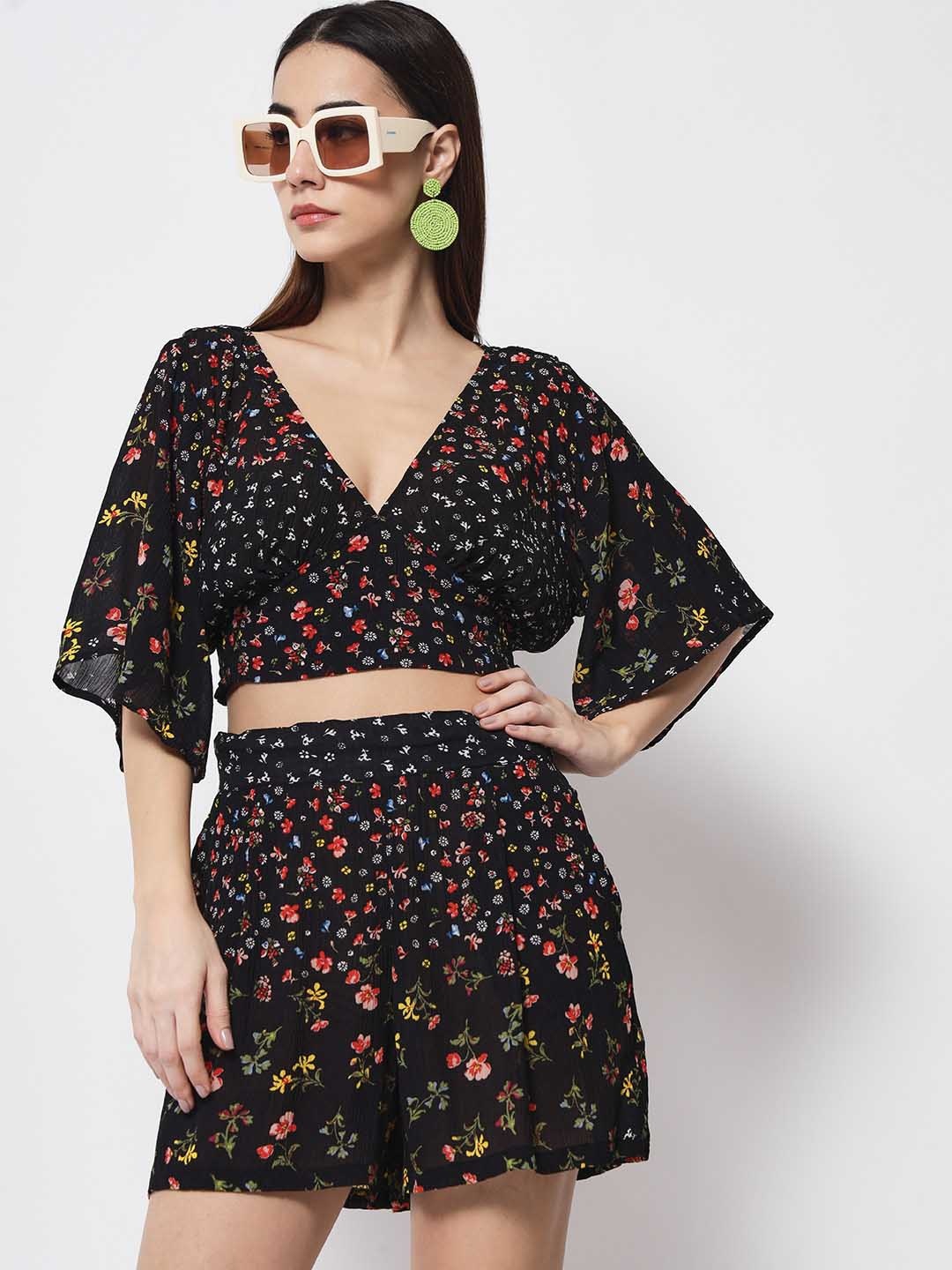 

VELDRESS Printed V-Neck Top With Shorts, Black