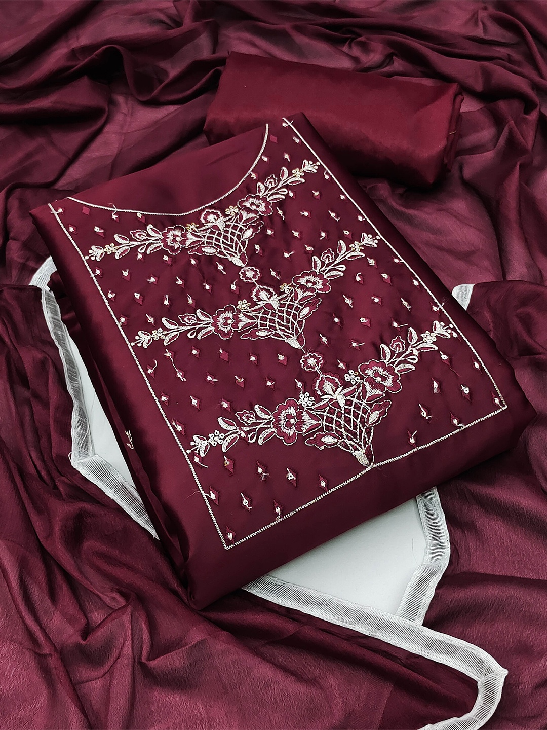 

SHADOW & SAINING Floral Embroidered Unstitched Dress Material, Maroon