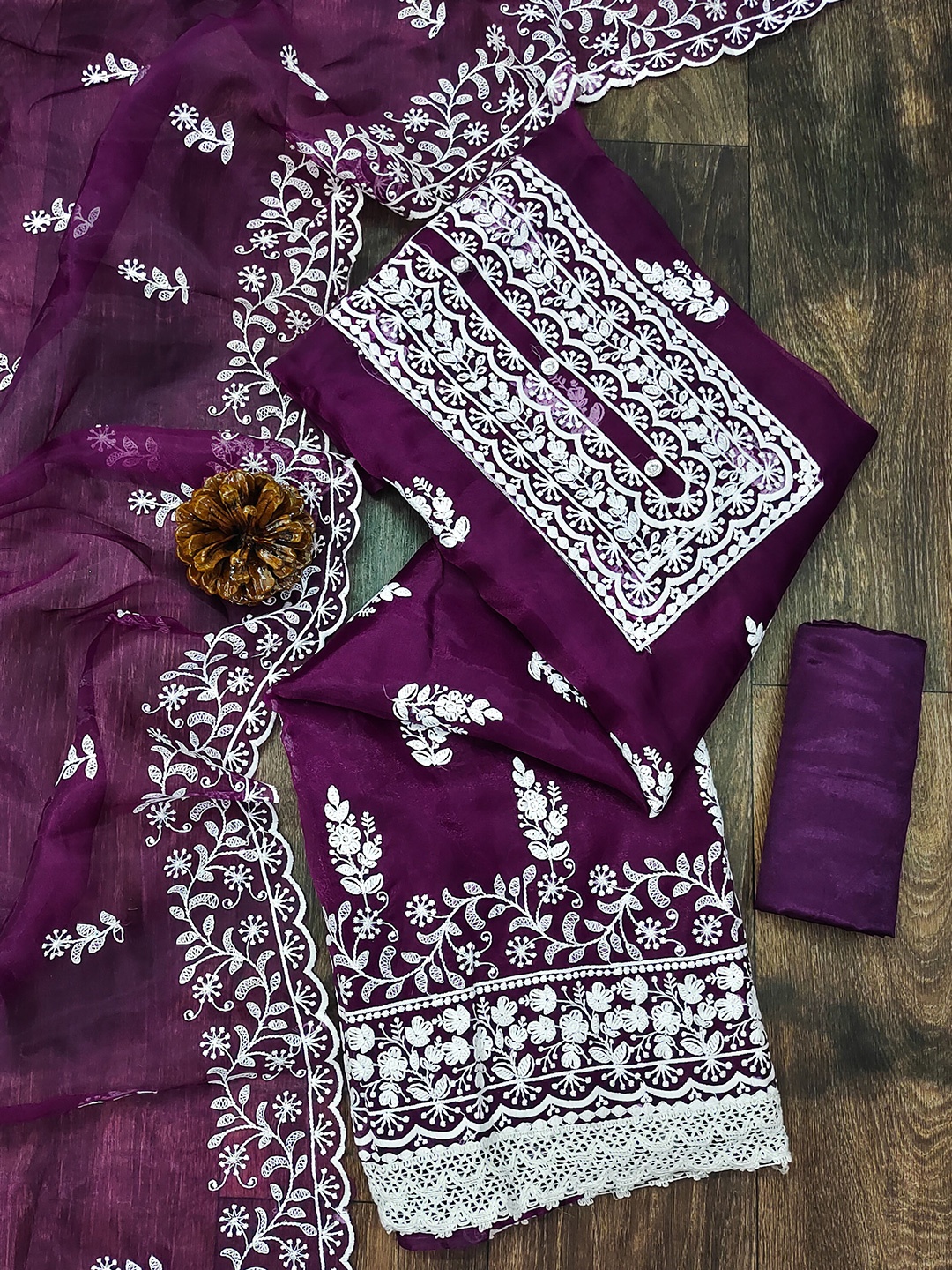 

SHADOW & SAINING Floral Embroidered Organza Unstitched Dress Material, Purple