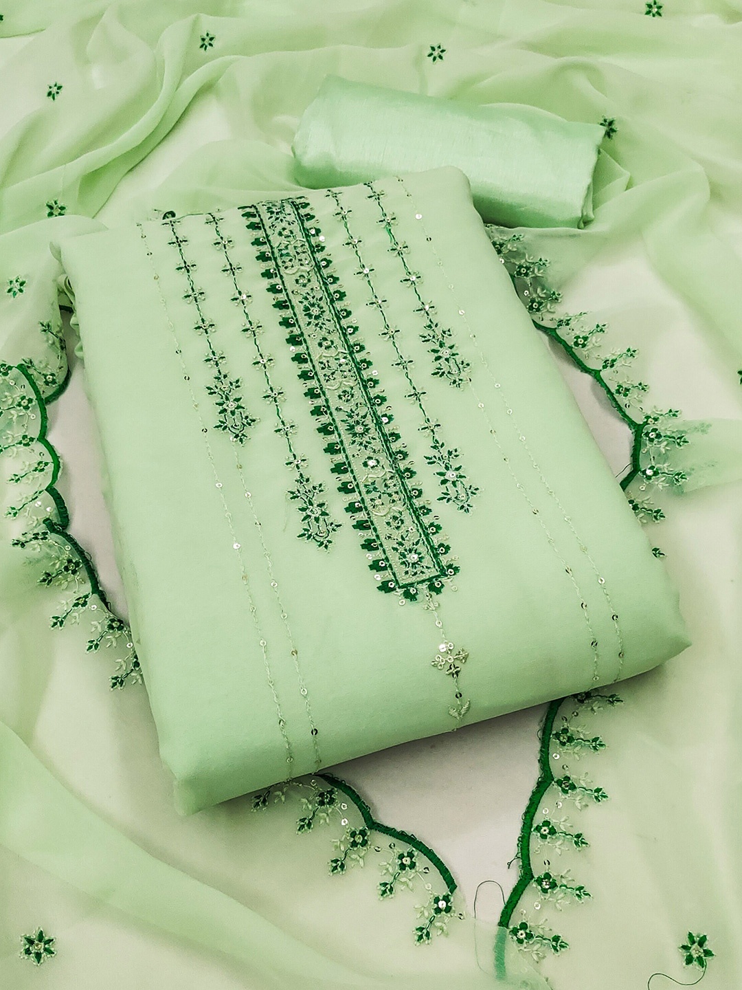 

SHADOW & SAINING Ethnic Motifs Embroidered Unstitched Dress Material, Green