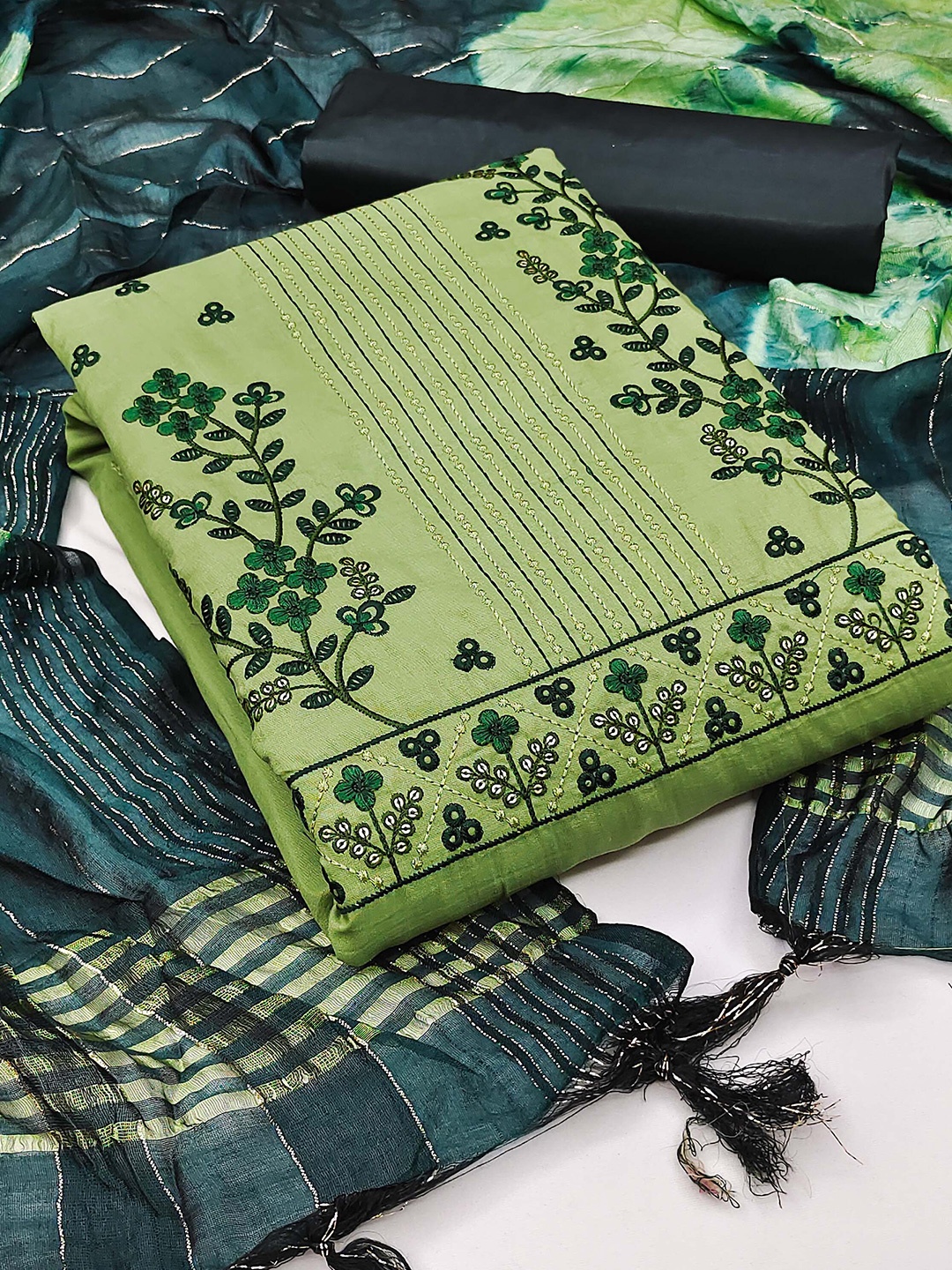 

SHADOW & SAINING Floral Embroidered Unstitched Dress Material, Green