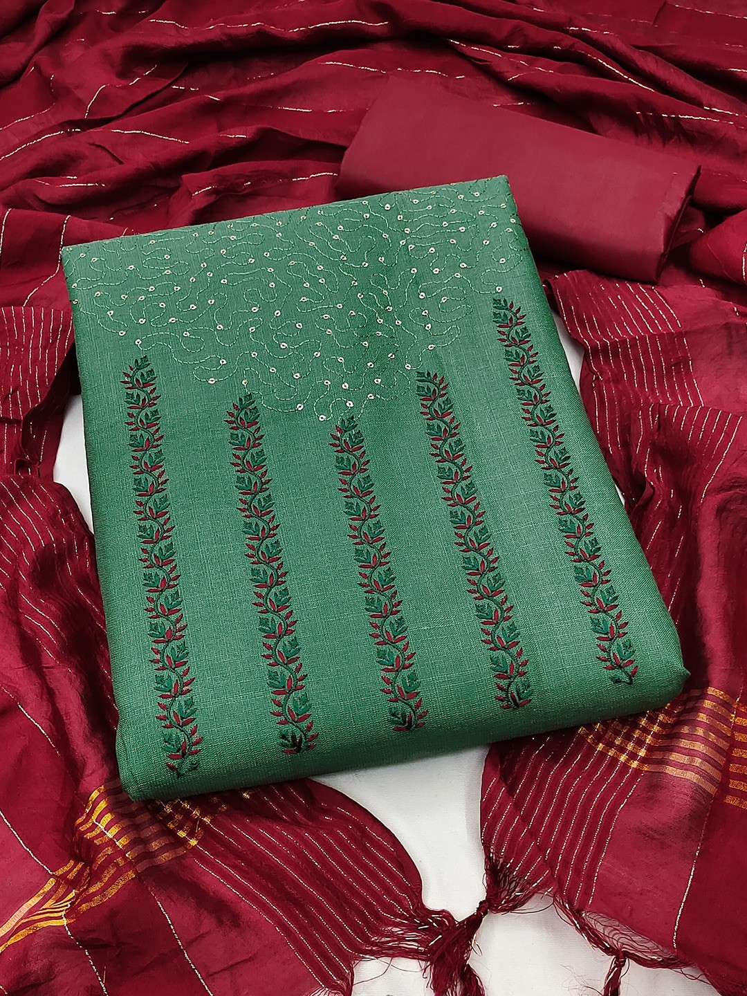 

SHADOW & SAINING Floral Embroidered Sequinned Pure Cotton Unstitched Dress Material, Green