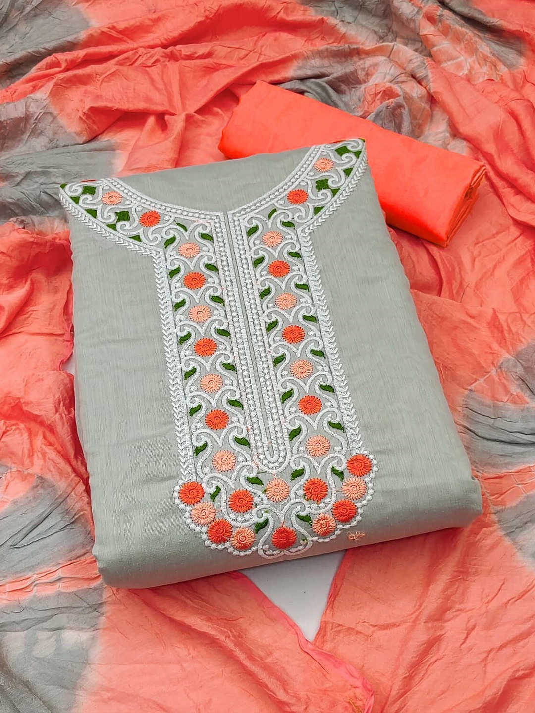 

SHADOW & SAINING Floral Embroidered Unstitched Dress Material, Grey