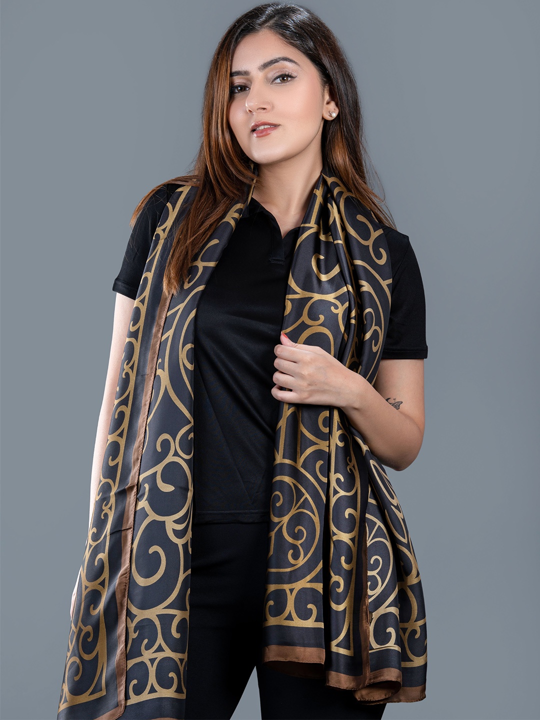 

NOTEQUAL Women Printed Silk Scarf, Black