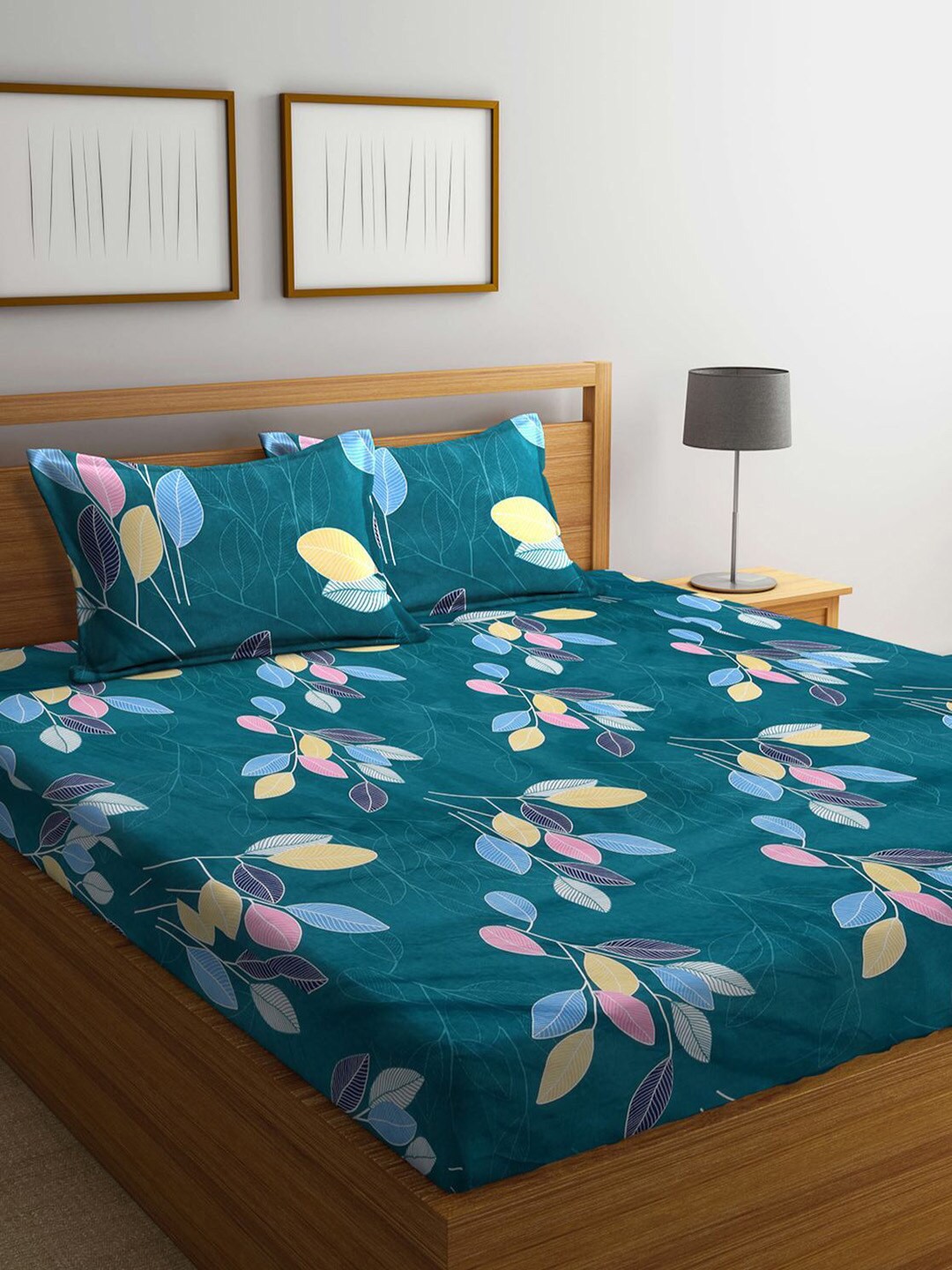 

DECOMIZER Green & Yellow Printed Cotton 300 TC King Bedsheet with 2 Pillow Covers