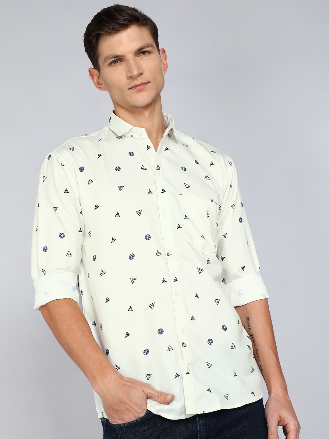 

Indian Fashionista Slim Fit Geometric Printed Casual Shirt, White