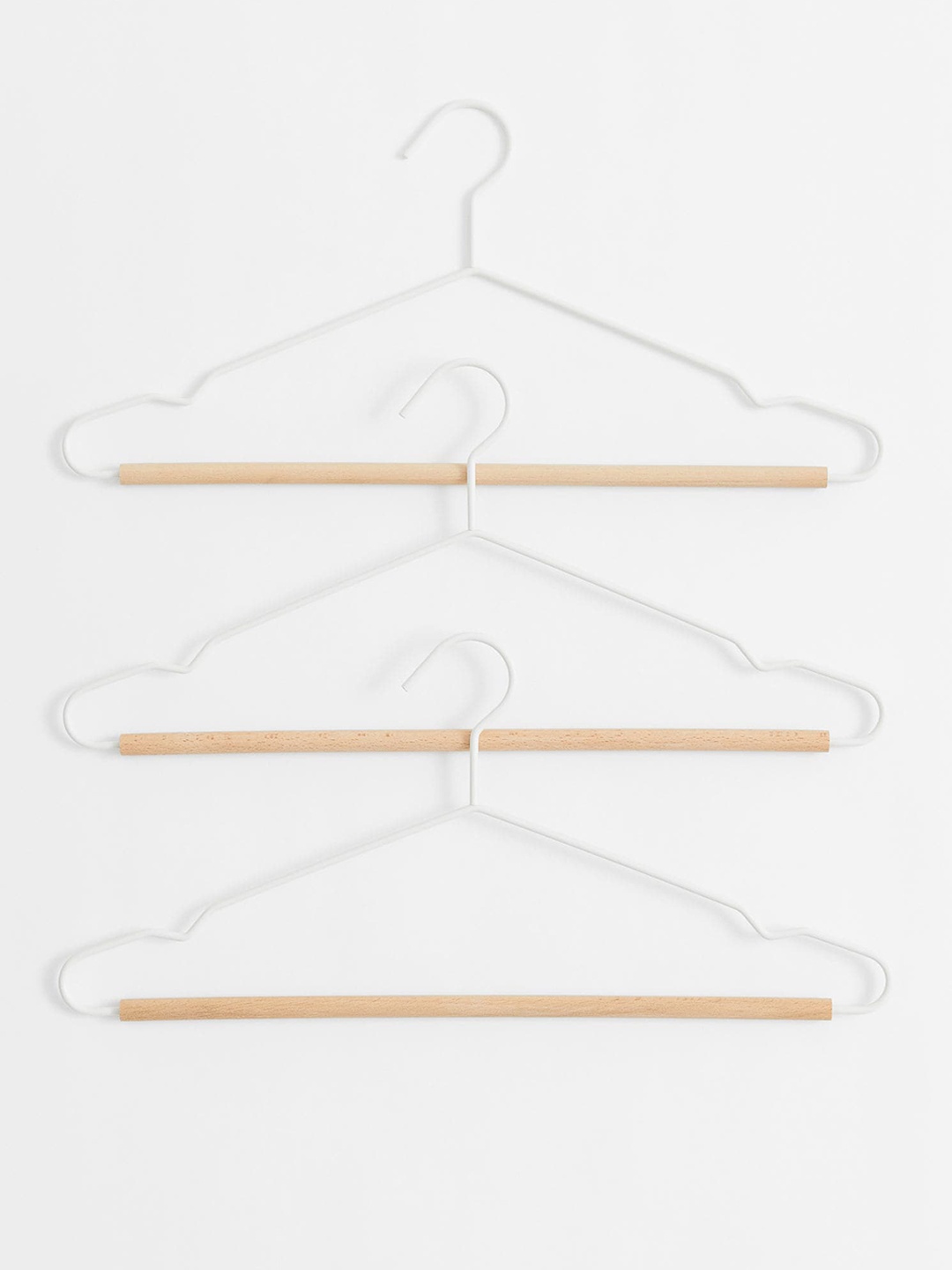 

H&M White 3-Pack Clothes Hangers