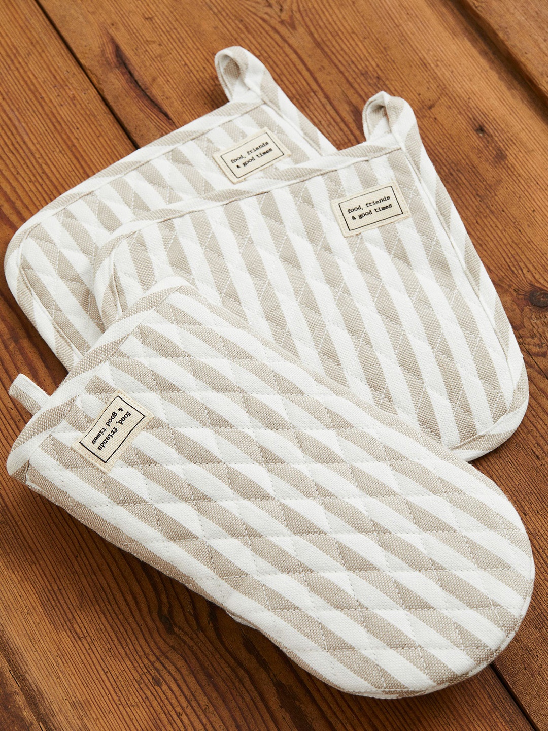 

H&M Beige & White 2-Pack Linen-Blend Pot Holders