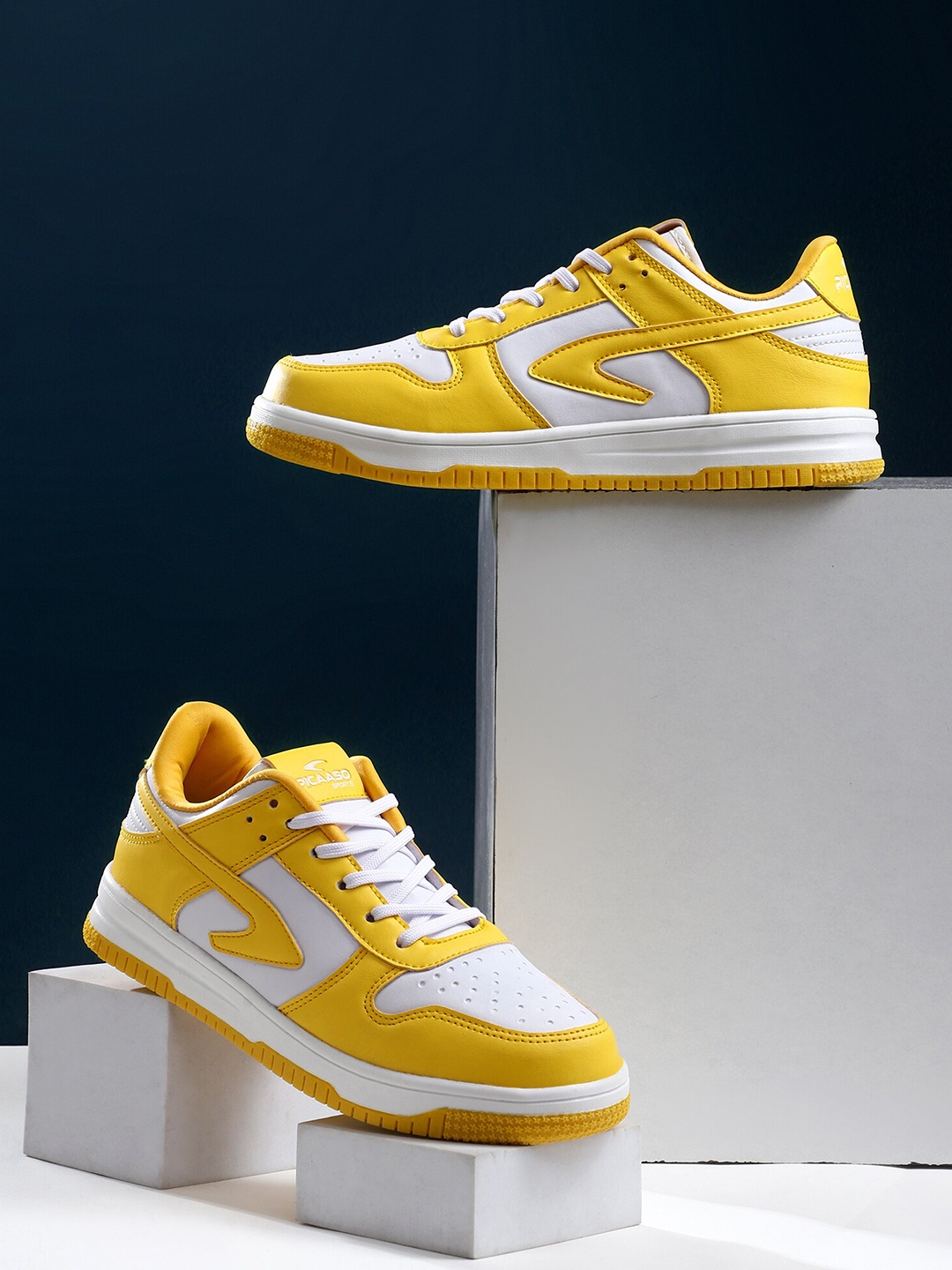 

PICAASO Men All-Rounder Running Shoes, Yellow