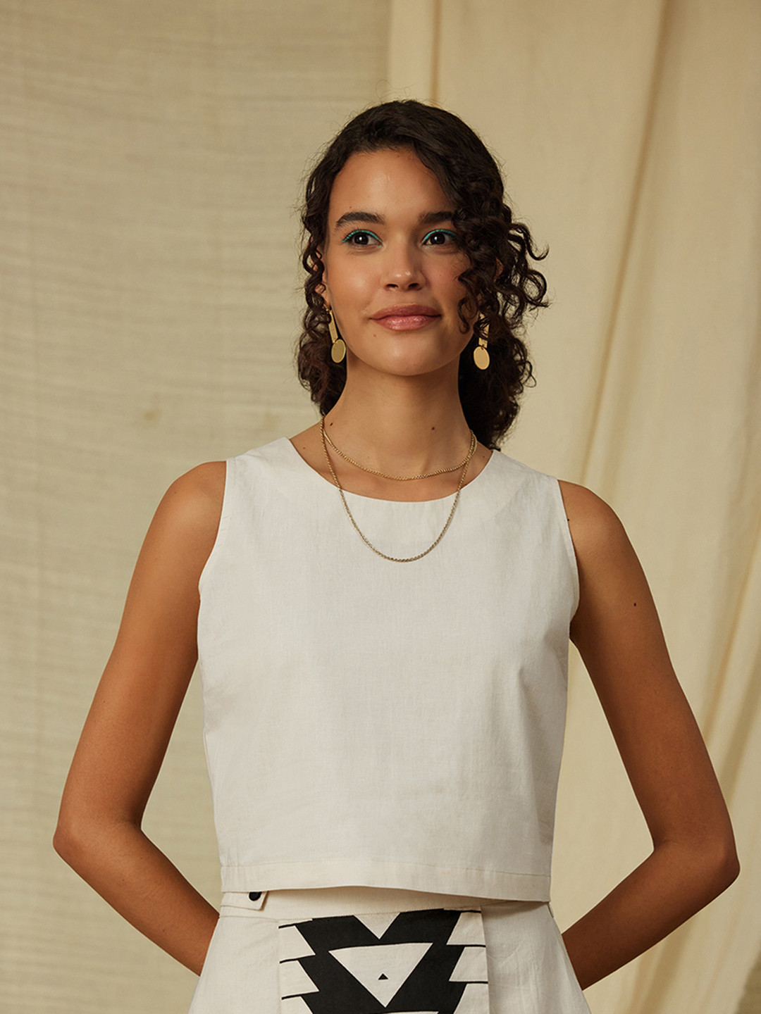 

Pink Fort Round Neck Sleeveless Cotton Crop Top, Cream