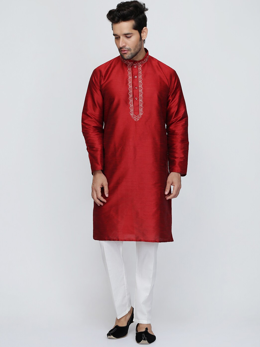 

ROYAL KURTA Yoke Design Mandarin Collar Straight Kurta, Maroon
