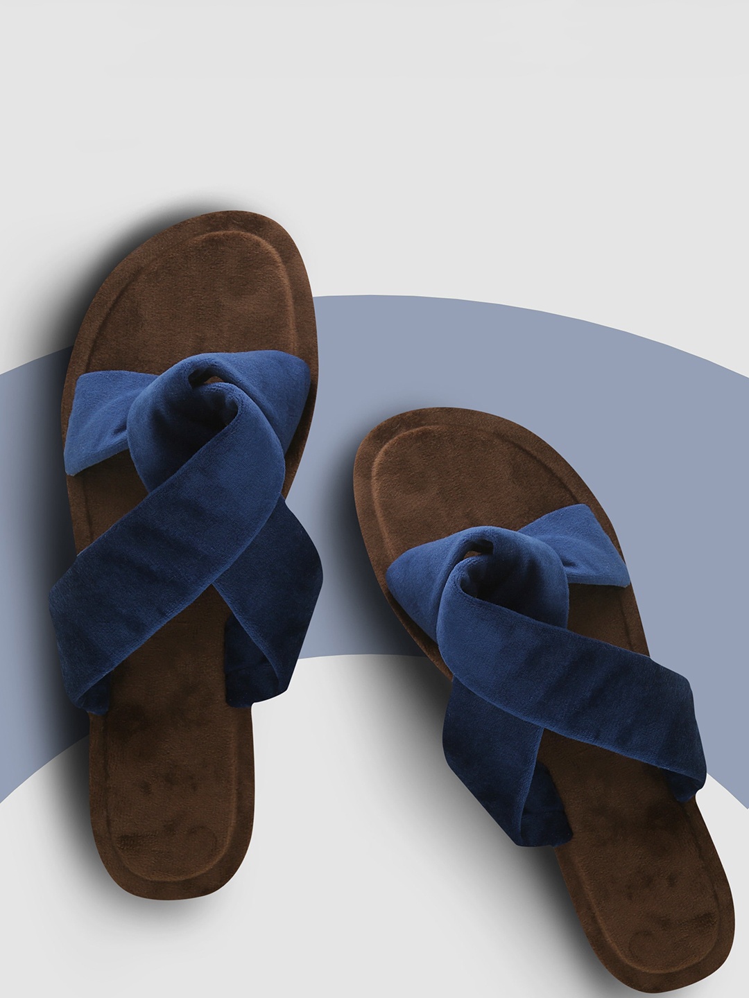 

Ravis Cross Loop Open Toe Flats, Blue