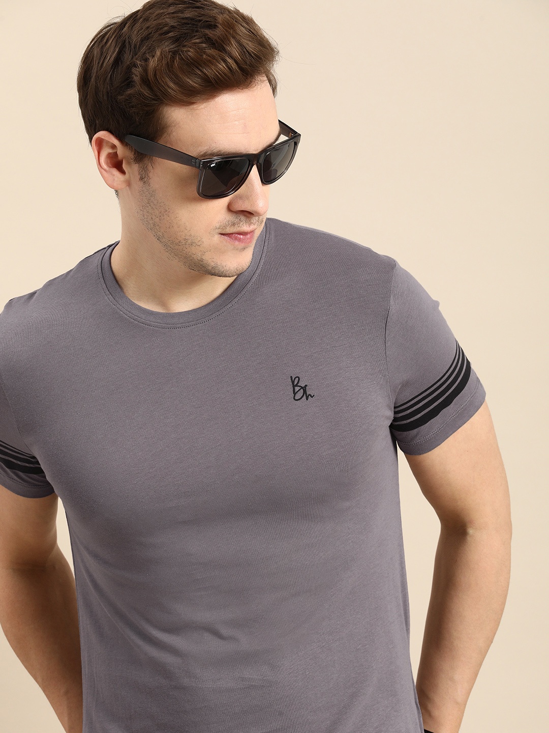 

Being Human Pure Cotton Solid Casual T-shirt, Grey