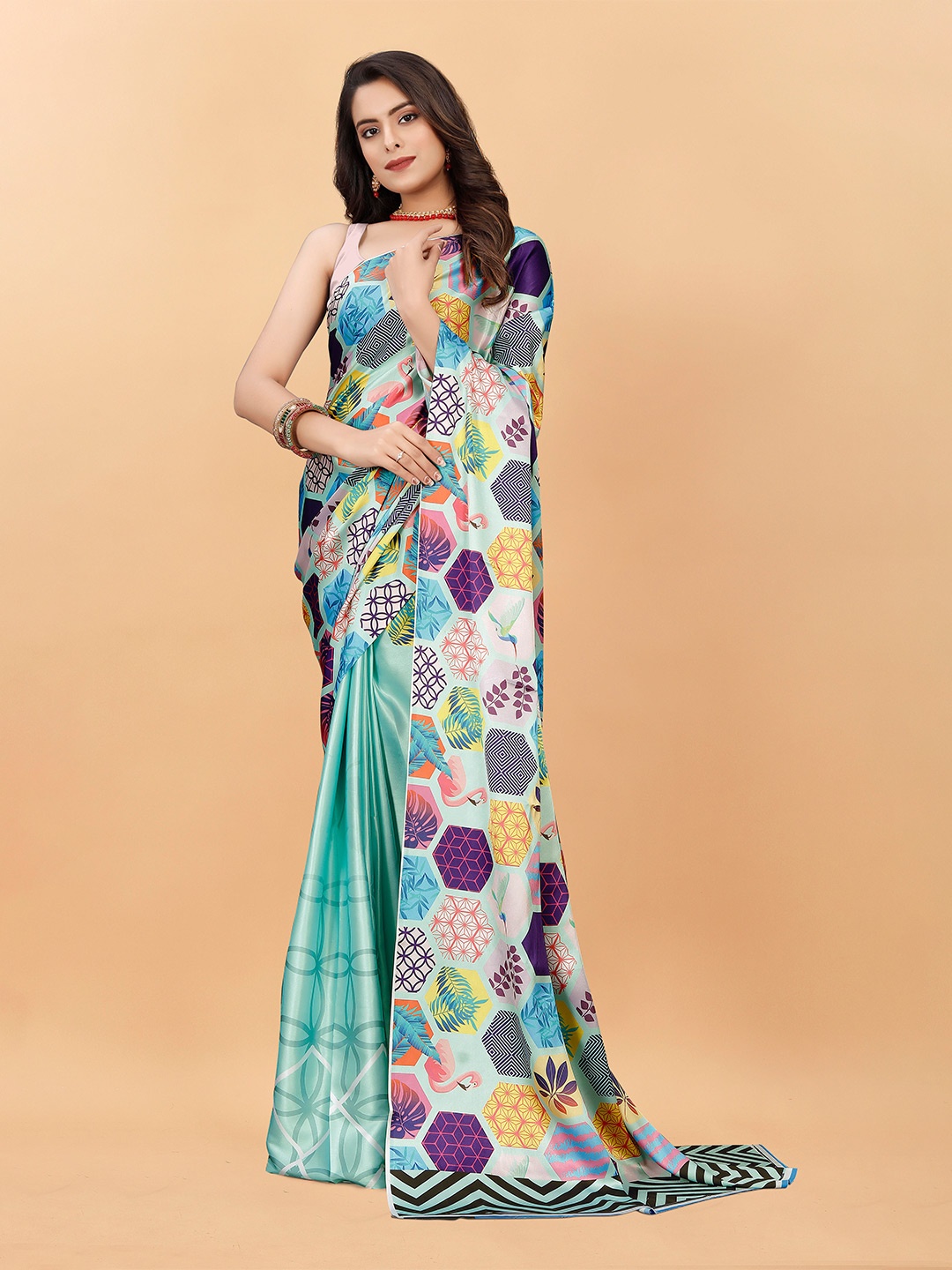 

VEECHIS Geometric Printed Satin Saree, Blue