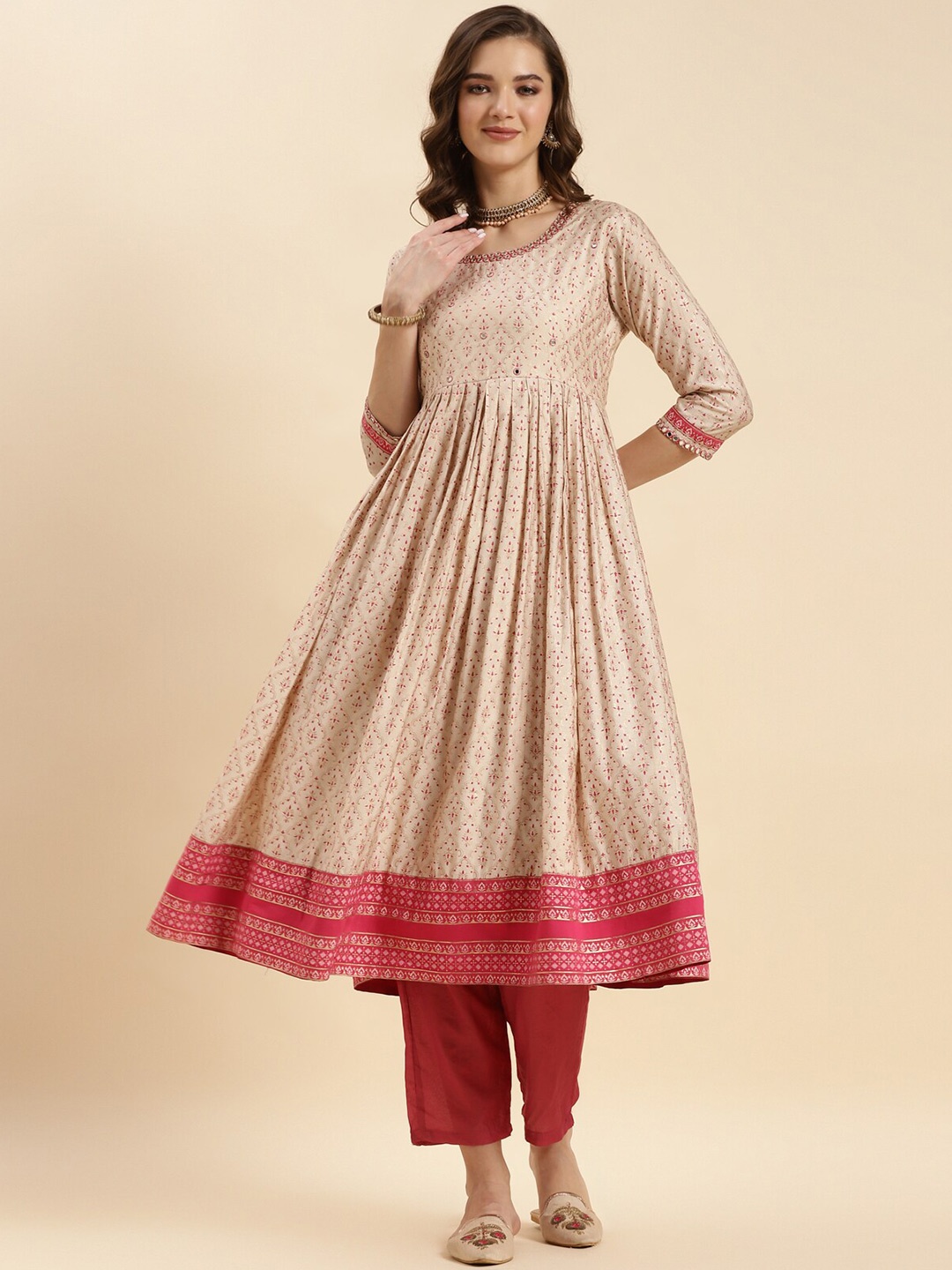 

Rangita Ethnic Motifs Printed Mirror Work Anarkali Kurta, Off white
