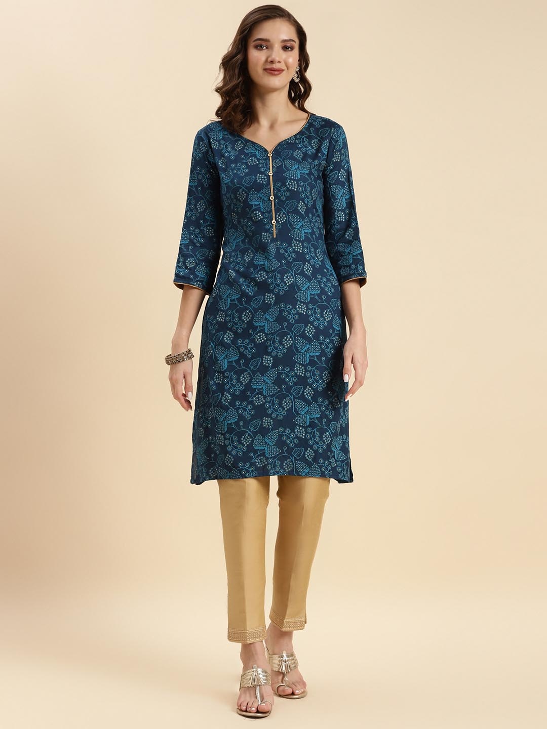 

Rangita Floral Printed Straight Kurta, Blue