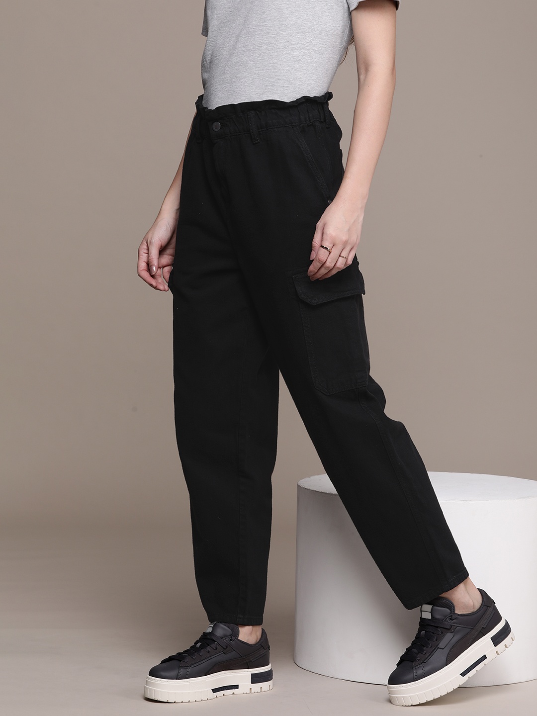 

Moda Rapido Women Carrot Fit Pure Cotton Cargo Jeans, Black