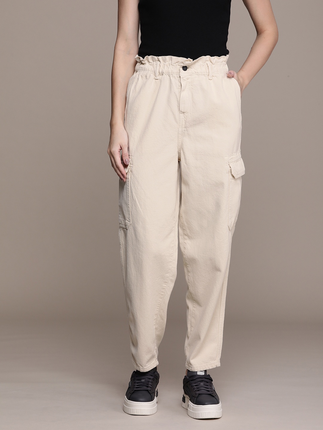 

Moda Rapido Women Carrot Fit Pure Cotton Cargo Jeans, Beige