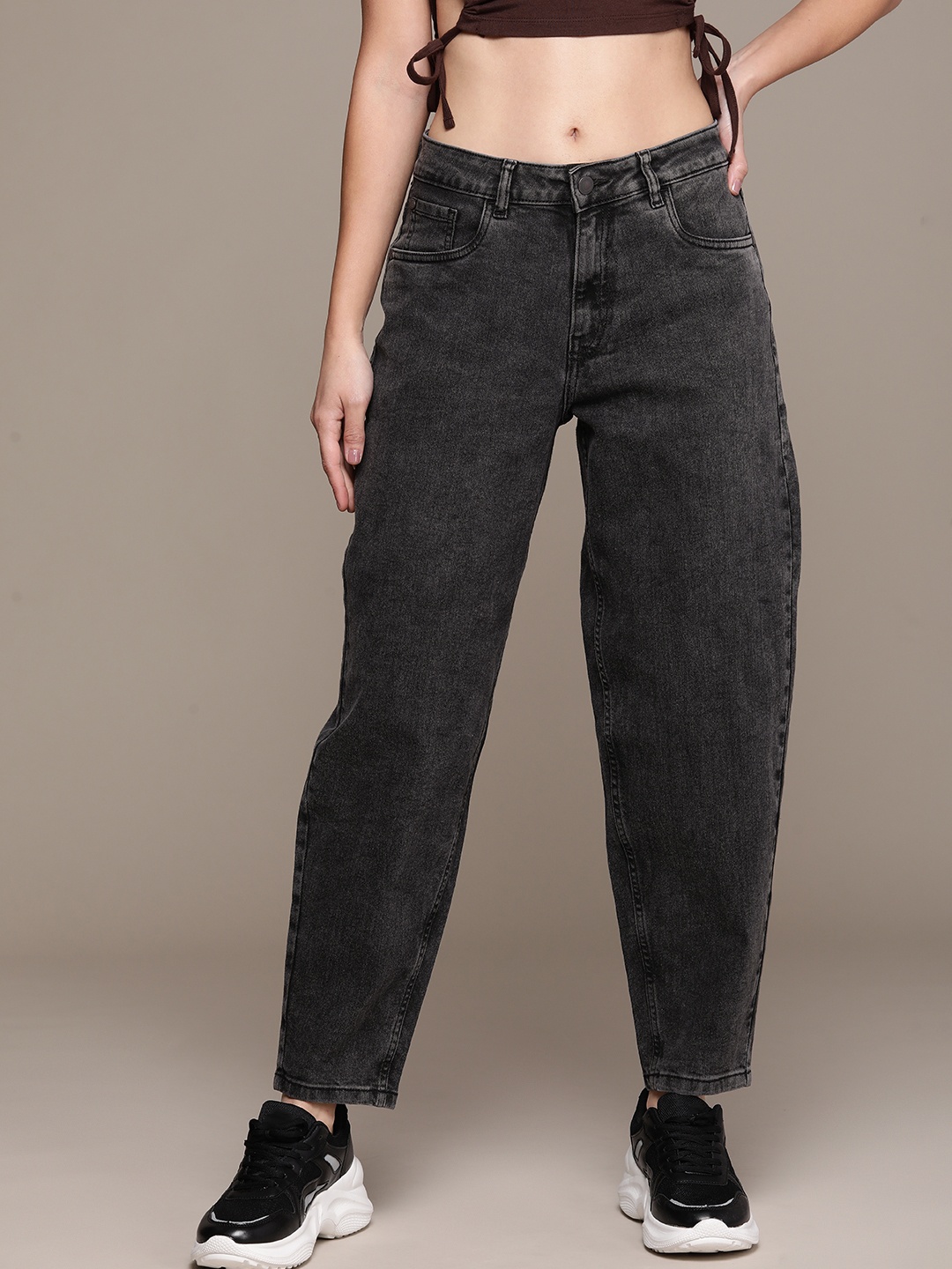 

Moda Rapido Women Mid-Rise Mom Fit Light Fade Stretchable Jeans, Black