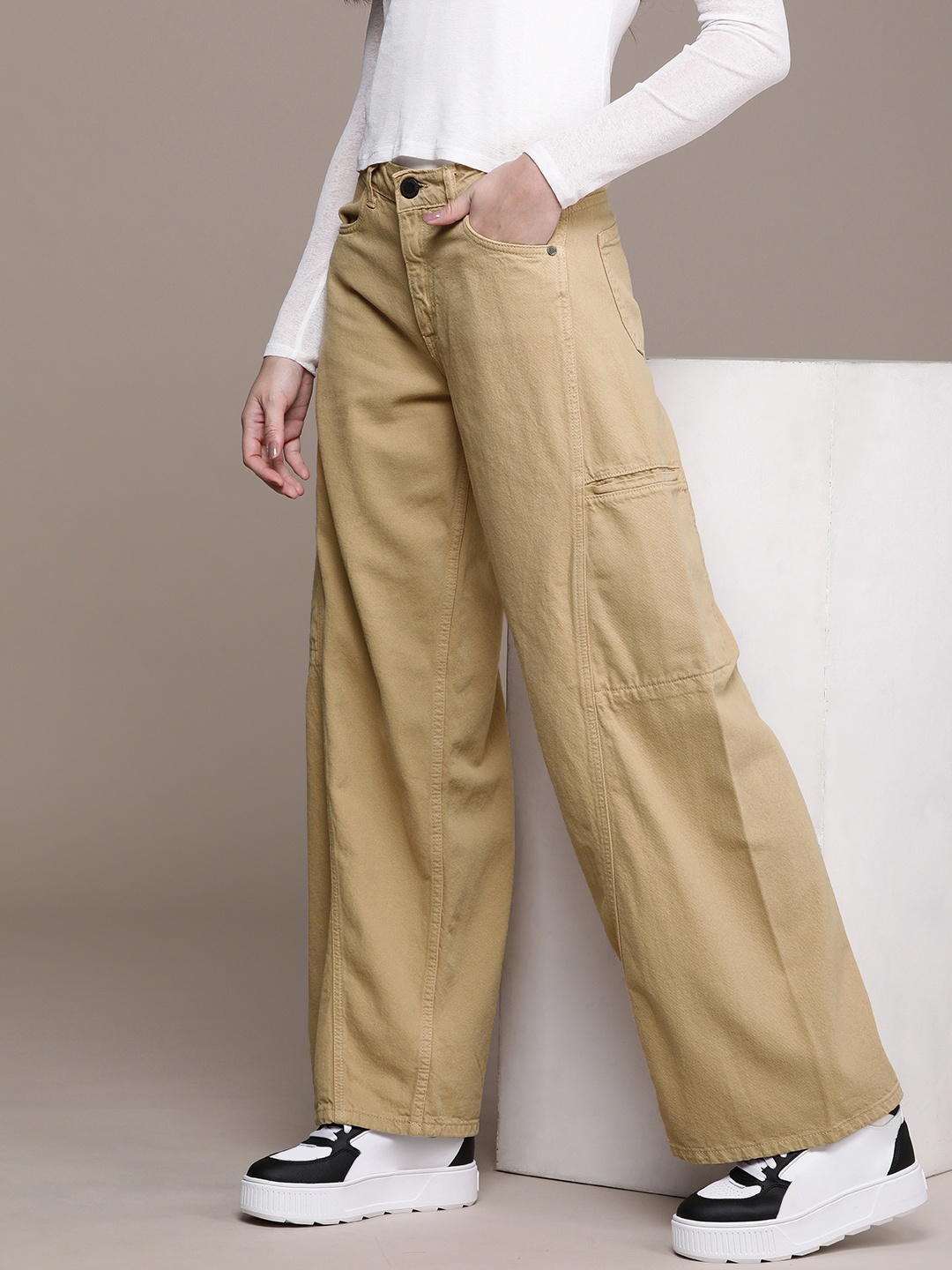 

Moda Rapido Women Carrot Fit Pure Cotton Cargo Jeans, Beige