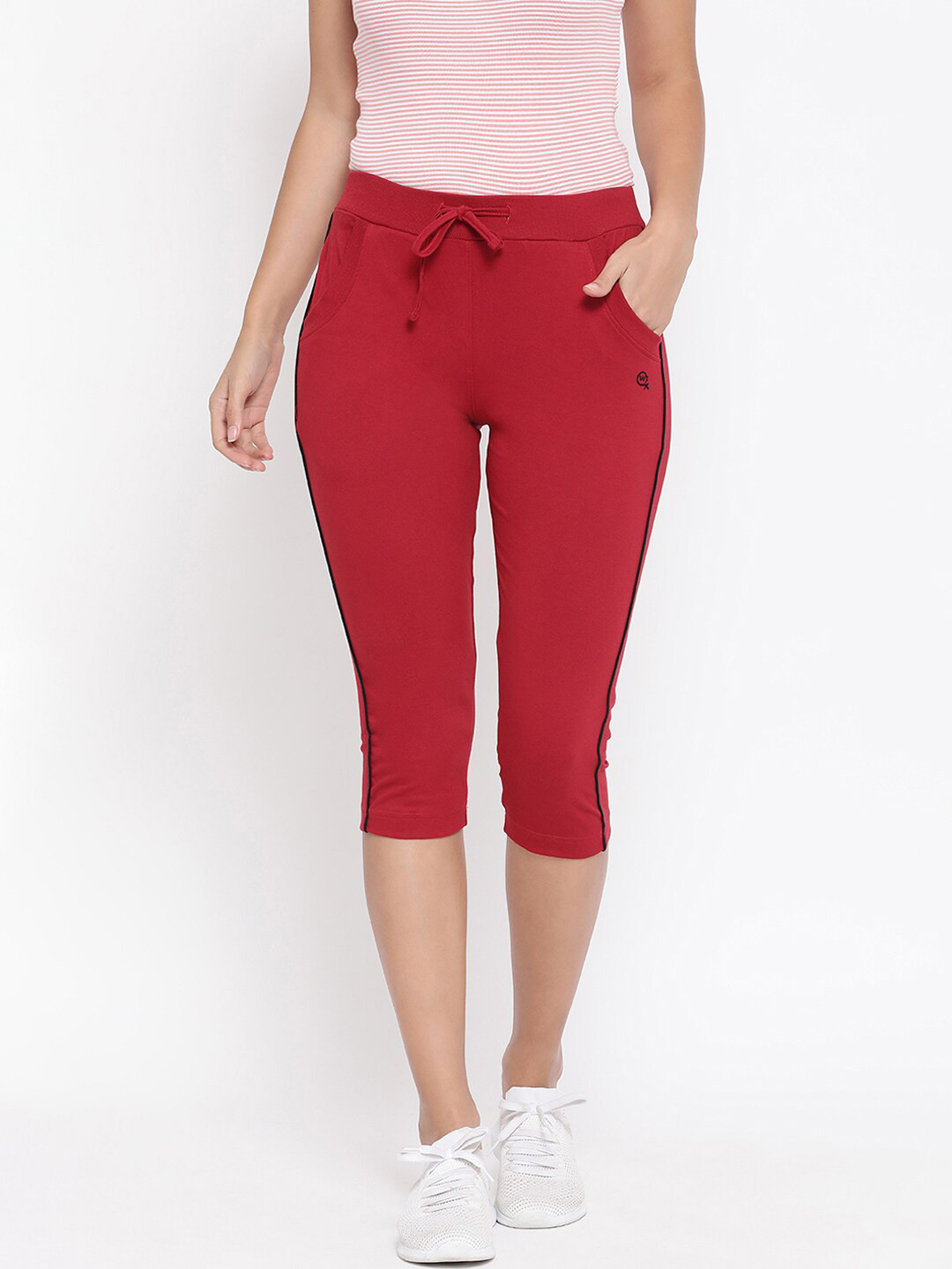 

Macrowoman W-Series Women Red Capris