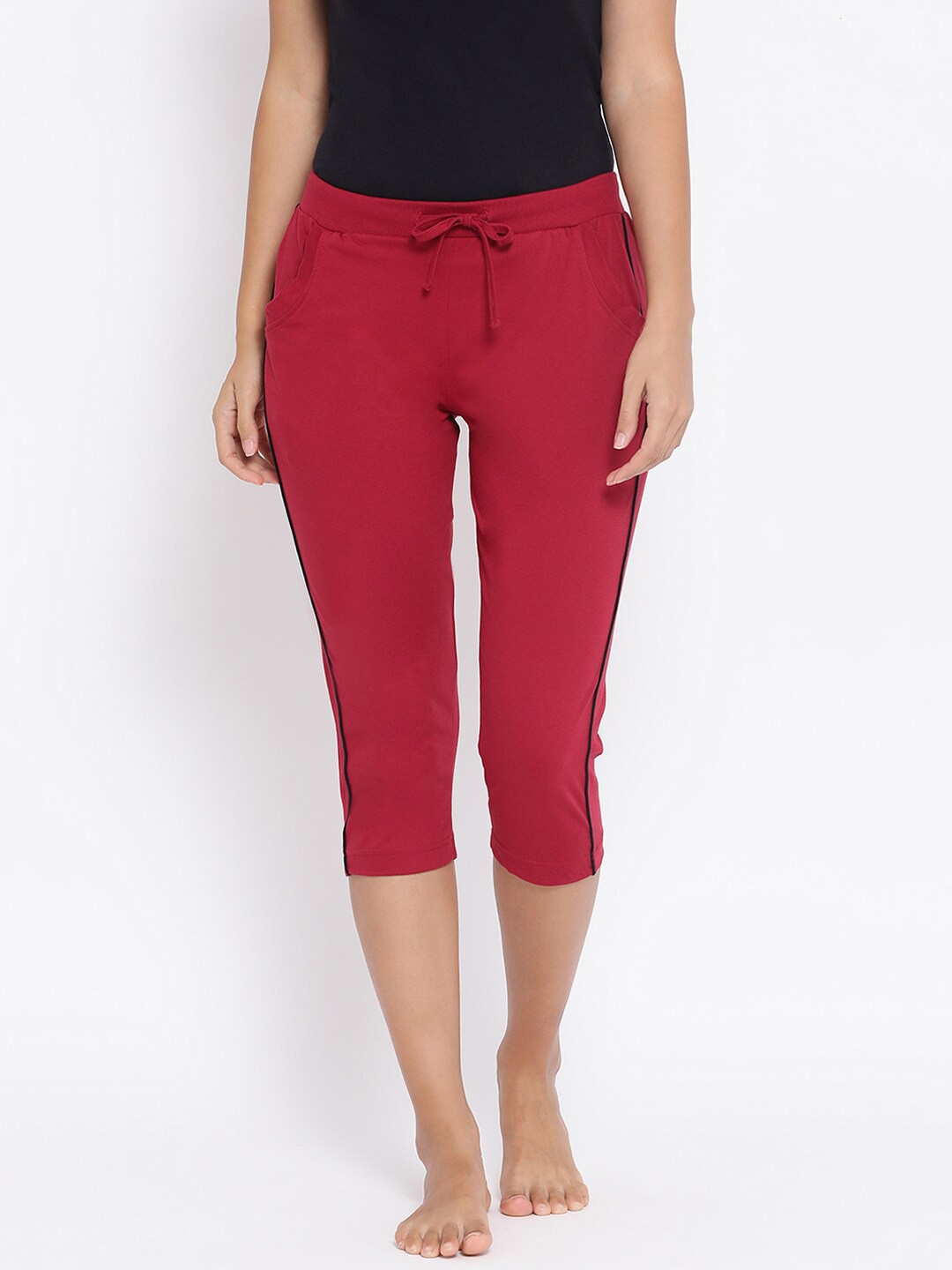 

Macrowoman W-Series Women Mid-Rise Cotton Capris, Red