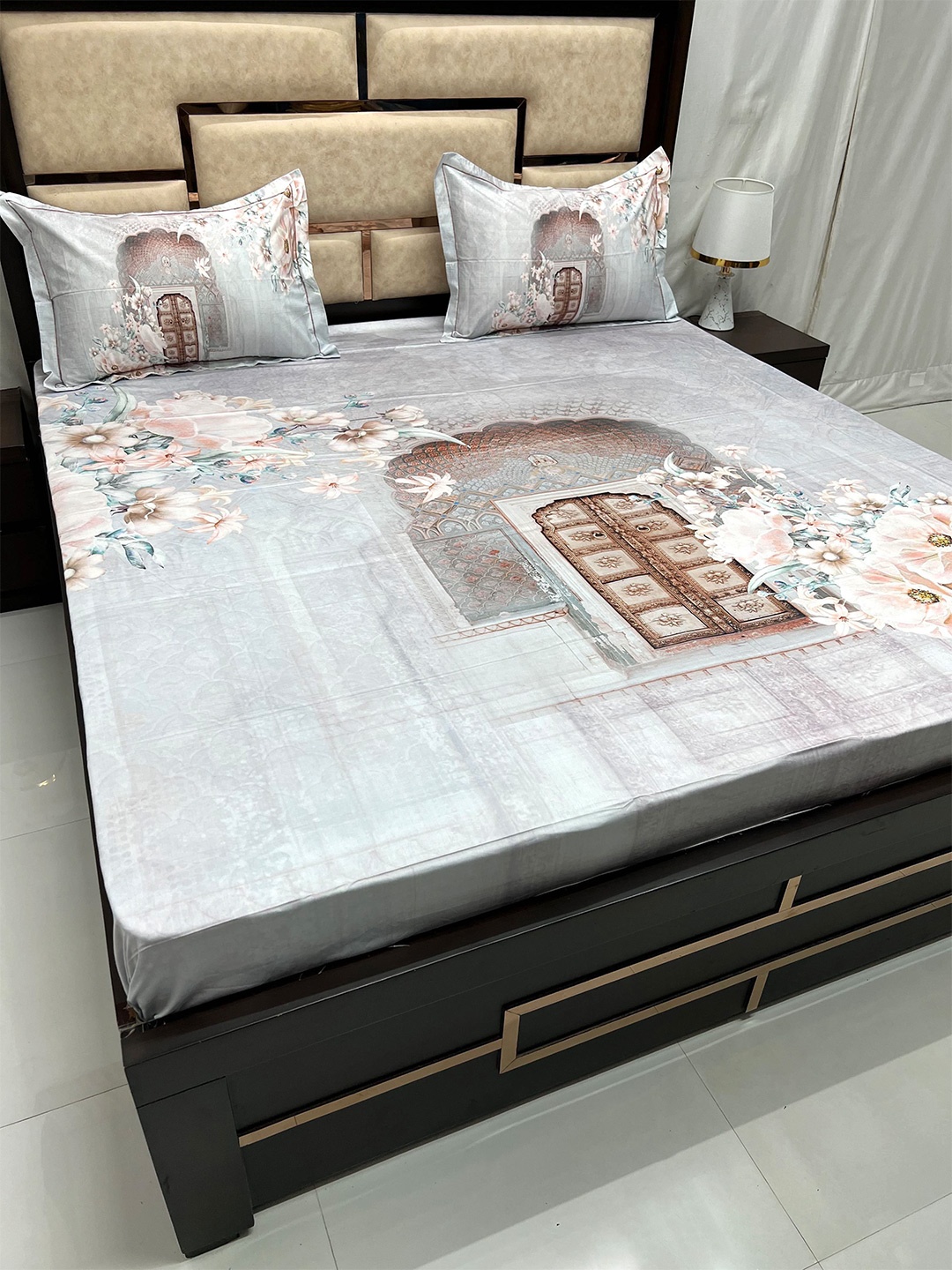 

Pure Decor Majestic Pink & Blue Floral Pure Cotton 400 TC King Bedsheet Set