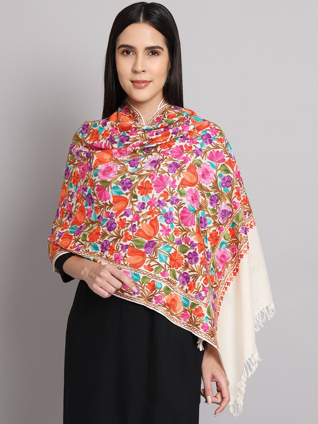 

CRAFTBAZAR Embroidered Pure Wool Shawl, Off white