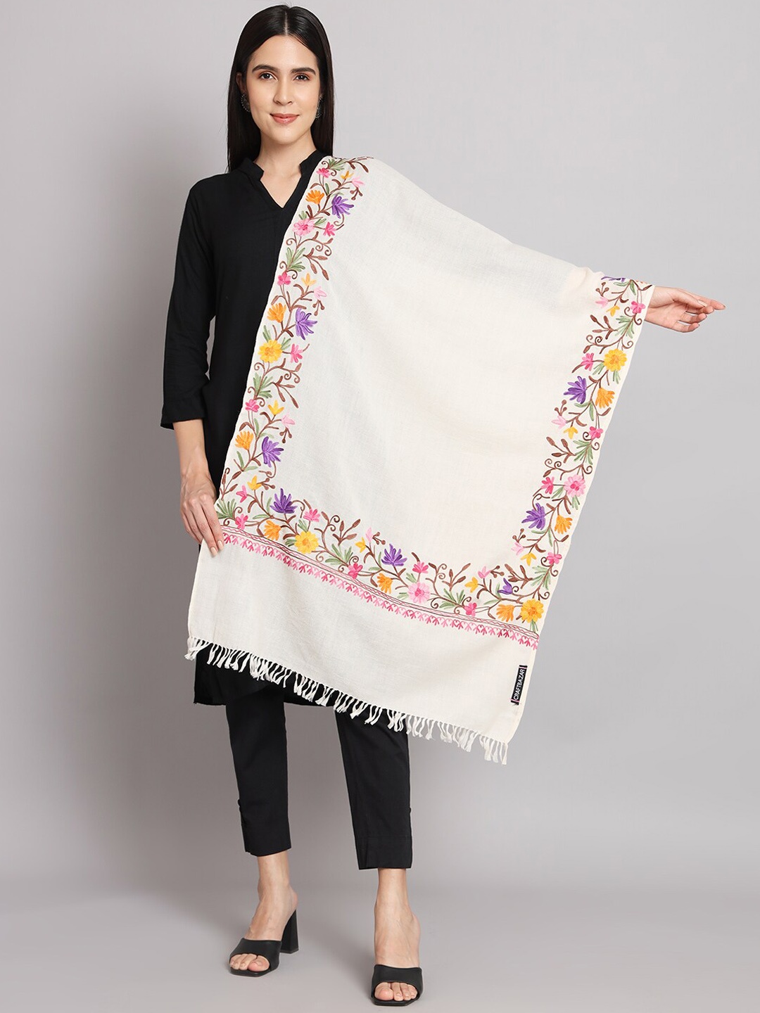 

CRAFTBAZAR Floral Embroidered Pure Wool Shawl, Off white