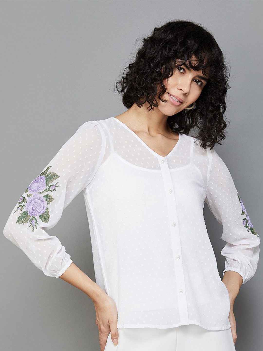

Fame Forever by Lifestyle Floral Printed V-Neck Top, White