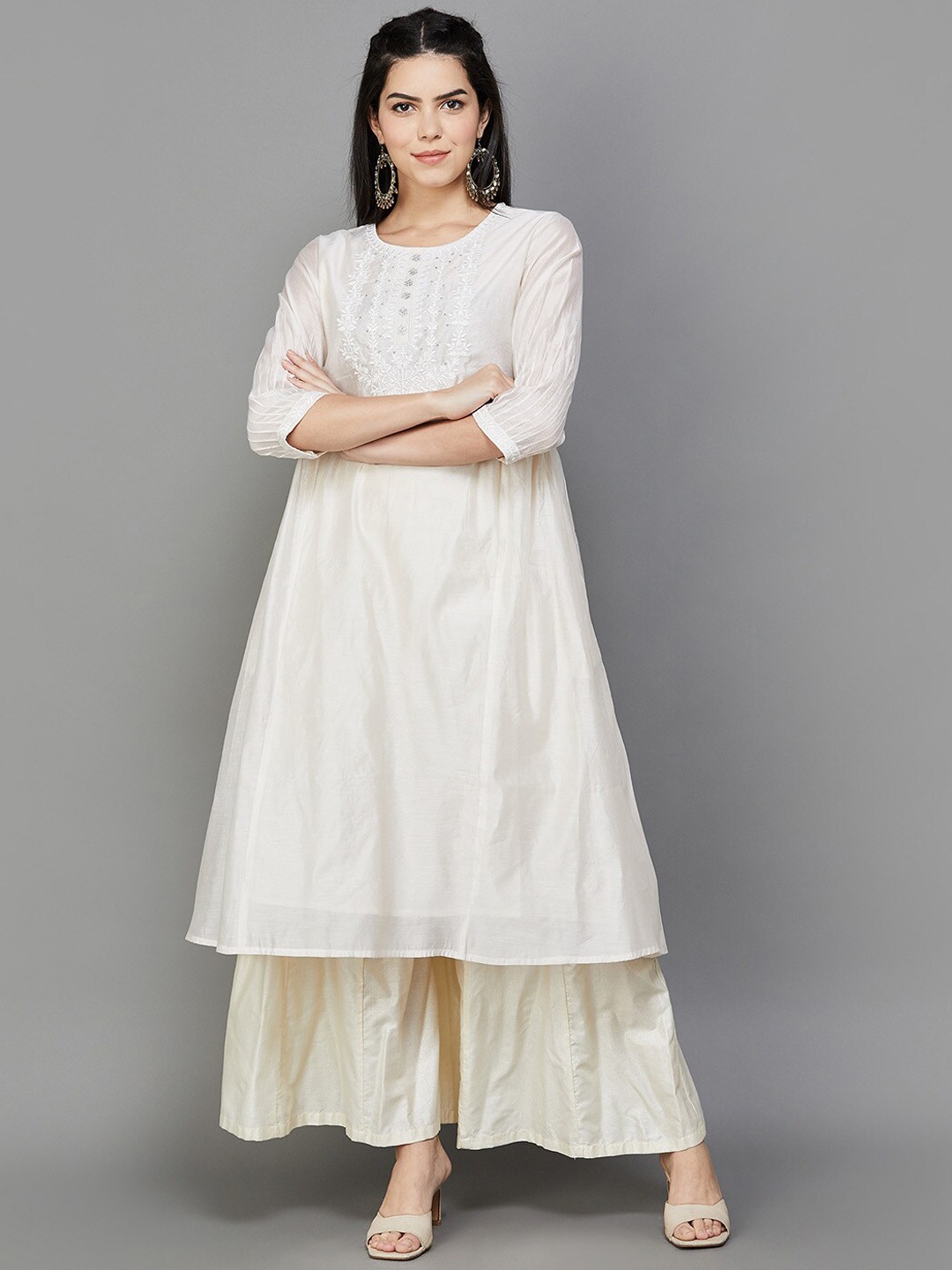 

Melange by Lifestyle Floral Embroidered Sequinned Anarkali Kurta, Off white