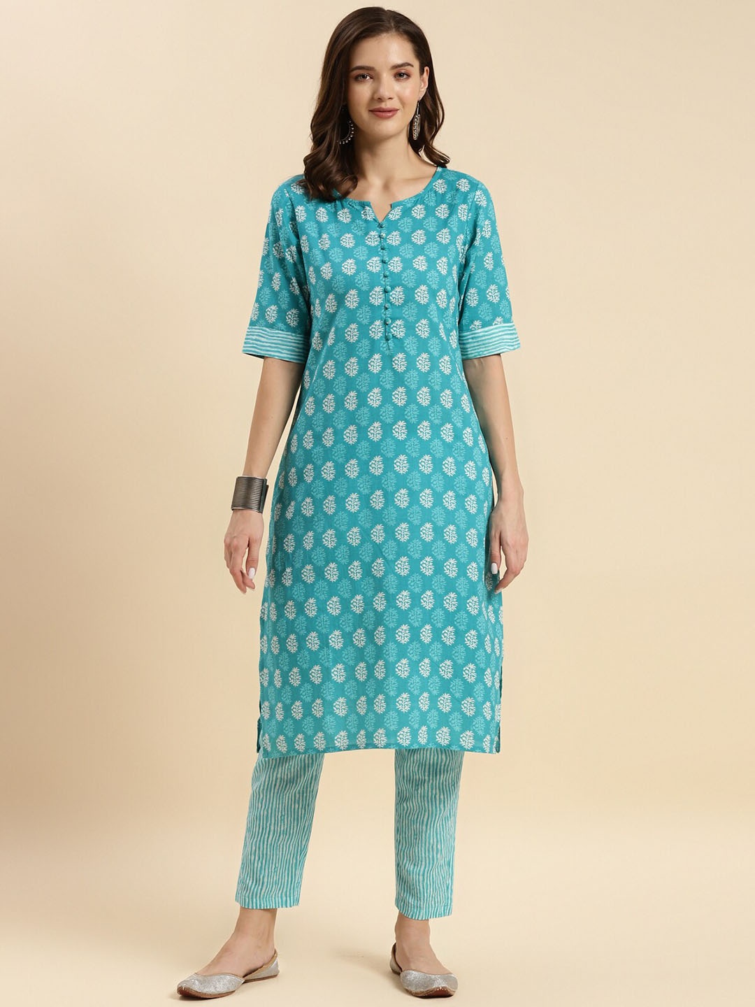

Rangita Ethnic Motifs Printed Pure Cotton Straight Kurta With Trousers, Blue