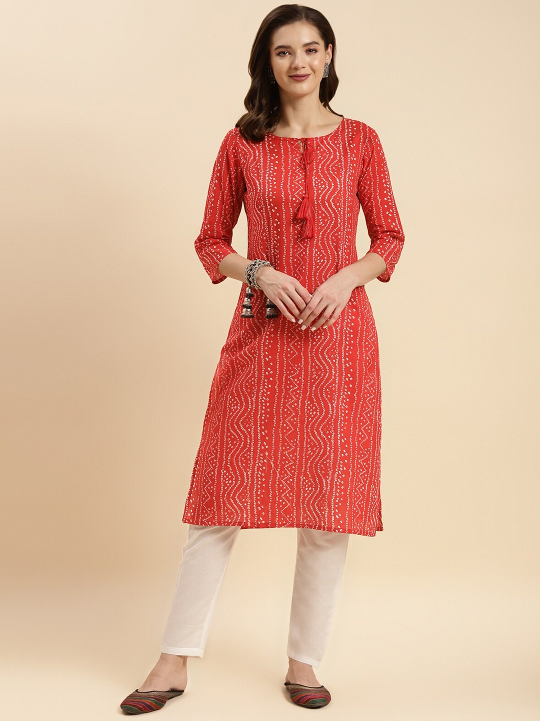 

Rangita Bandhani Printed Tie Up Neck Pure Cotton Straight Kurta with Trousers, Red