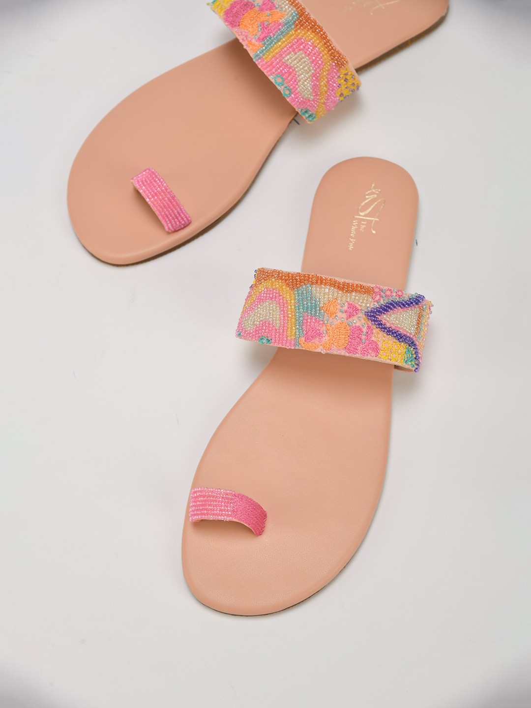 

THE WHITE POLE Embellished One Toe Flats, Pink